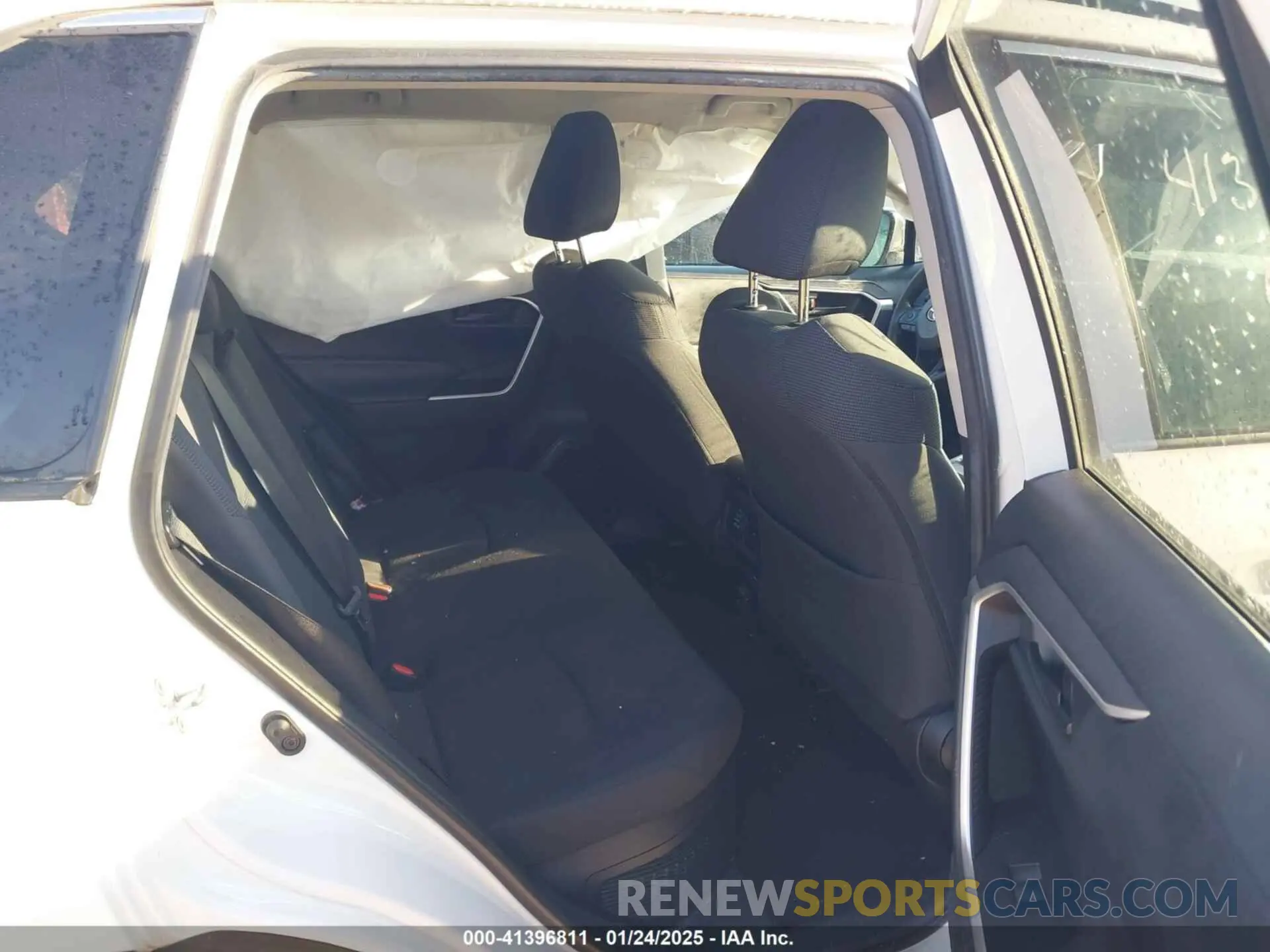 8 fotografías del automóvil dañado 2T3MWRFV6KW003233 TOYOTA RAV4 HYBRID 2019