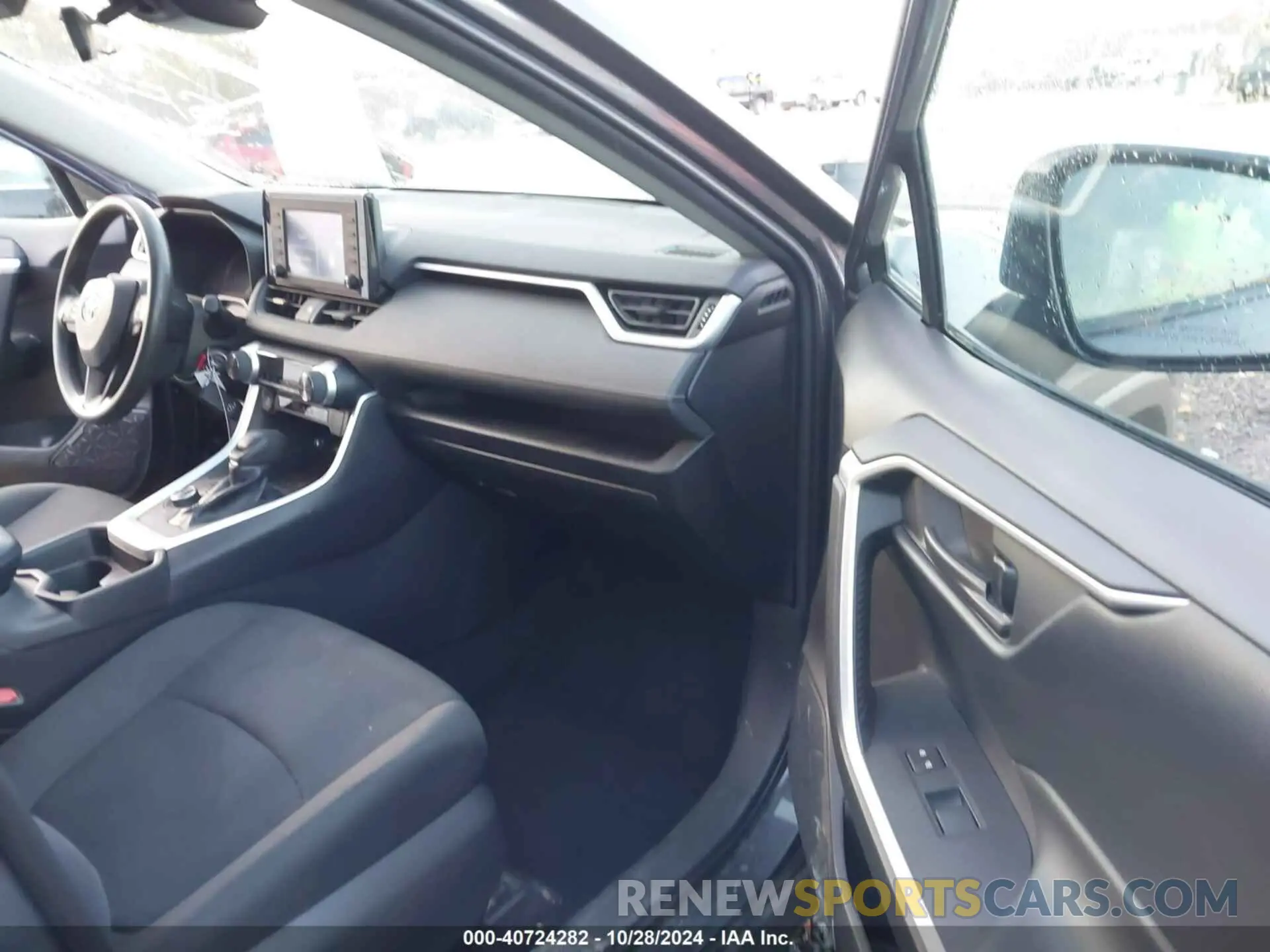 5 fotografías del automóvil dañado 2T3MWRFV6KW005953 TOYOTA RAV4 HYBRID 2019