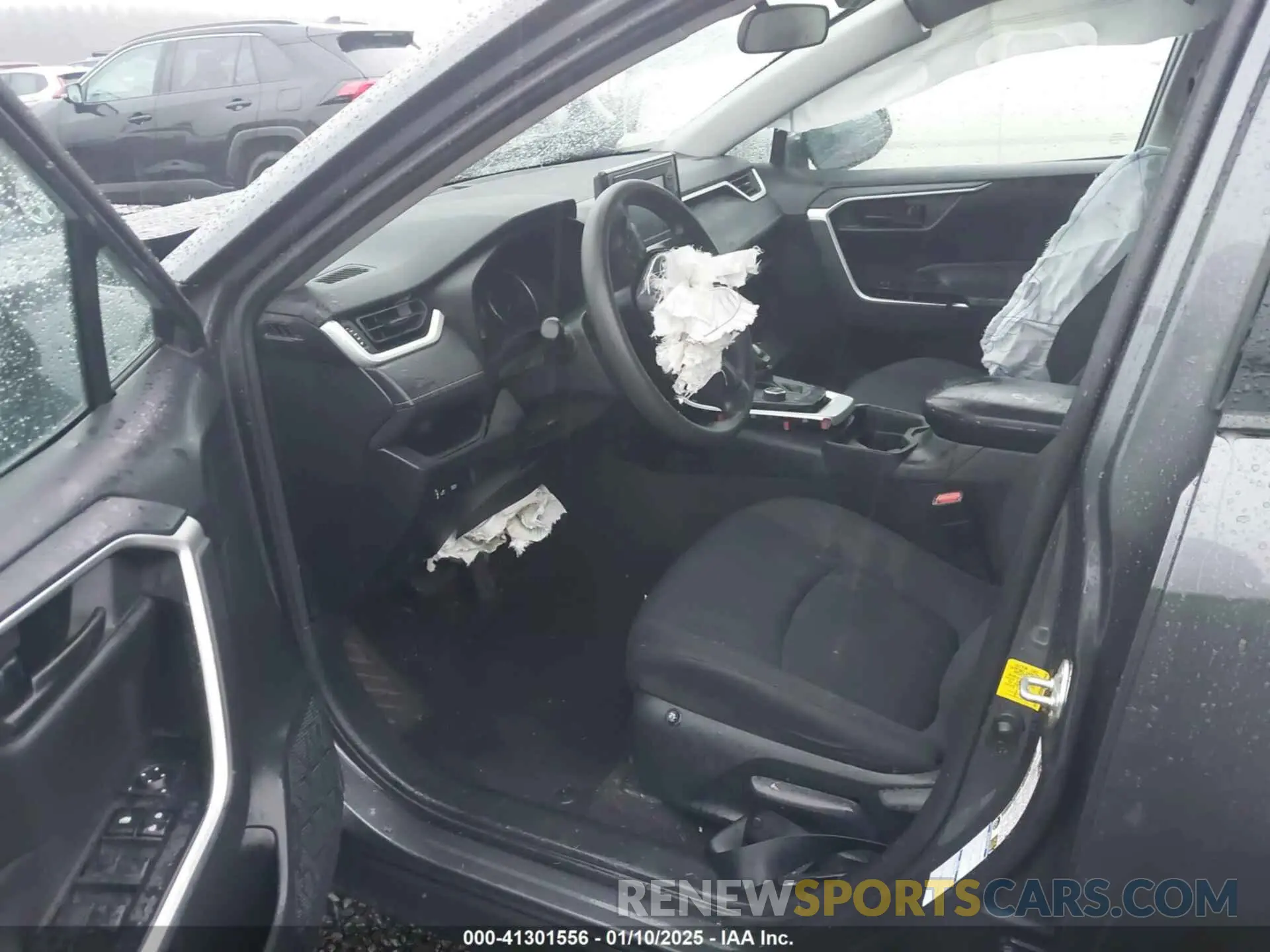 5 fotografías del automóvil dañado 2T3MWRFV6KW035678 TOYOTA RAV4 HYBRID 2019