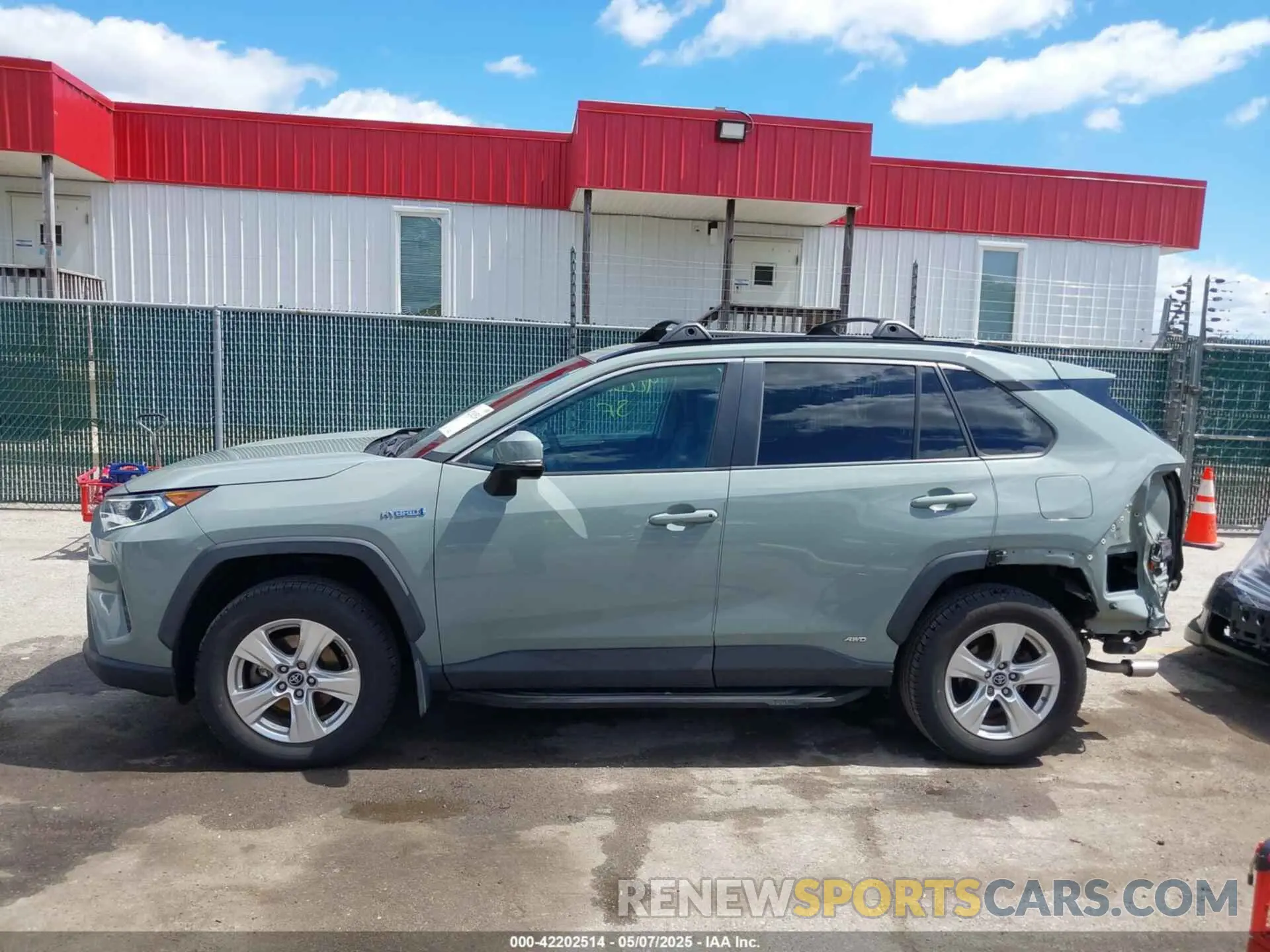 15 fotografías del automóvil dañado 2T3RWRFV1KW030037 TOYOTA RAV4 HYBRID 2019