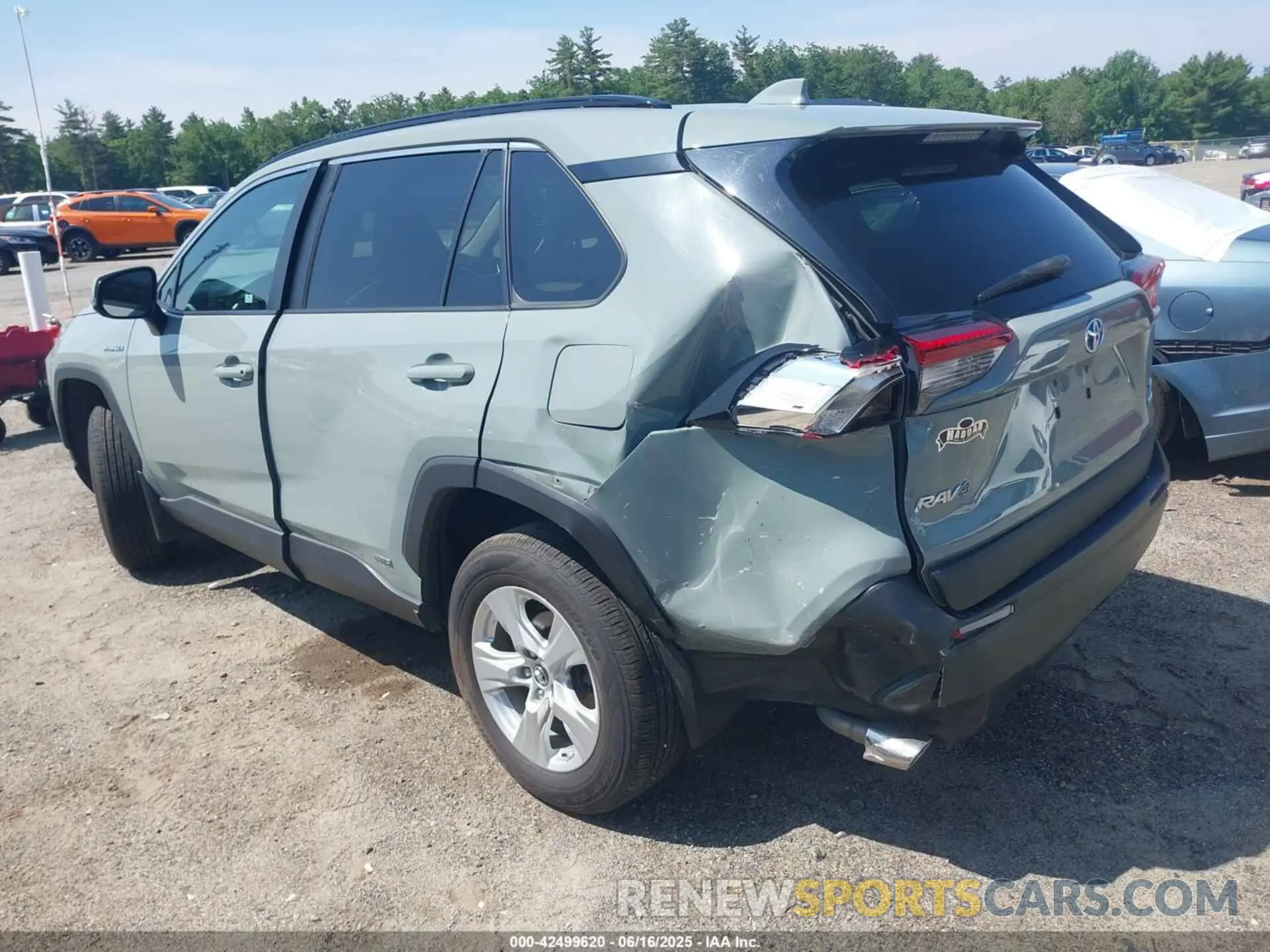 3 fotografías del automóvil dañado 2T3RWRFV2KW020164 TOYOTA RAV4 HYBRID 2019