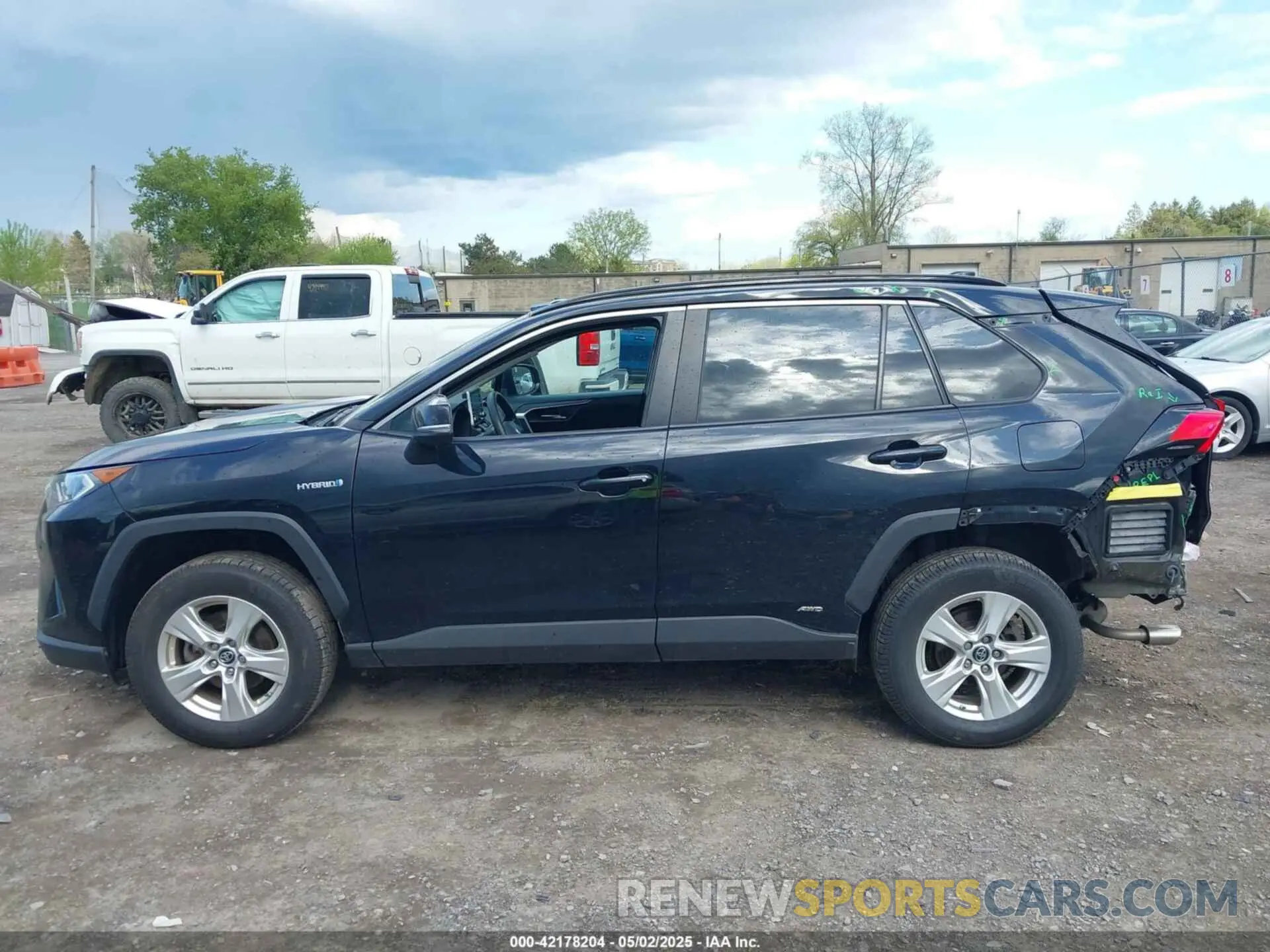 15 fotografías del automóvil dañado 2T3RWRFV3KW010551 TOYOTA RAV4 HYBRID 2019