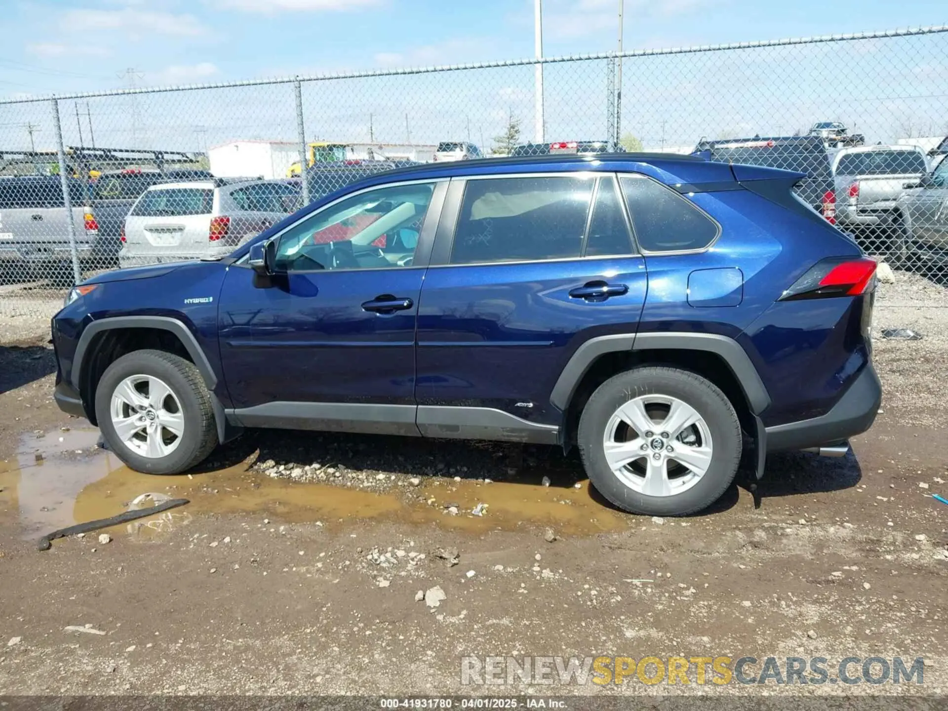 14 fotografías del automóvil dañado 2T3RWRFV4KW005780 TOYOTA RAV4 HYBRID 2019