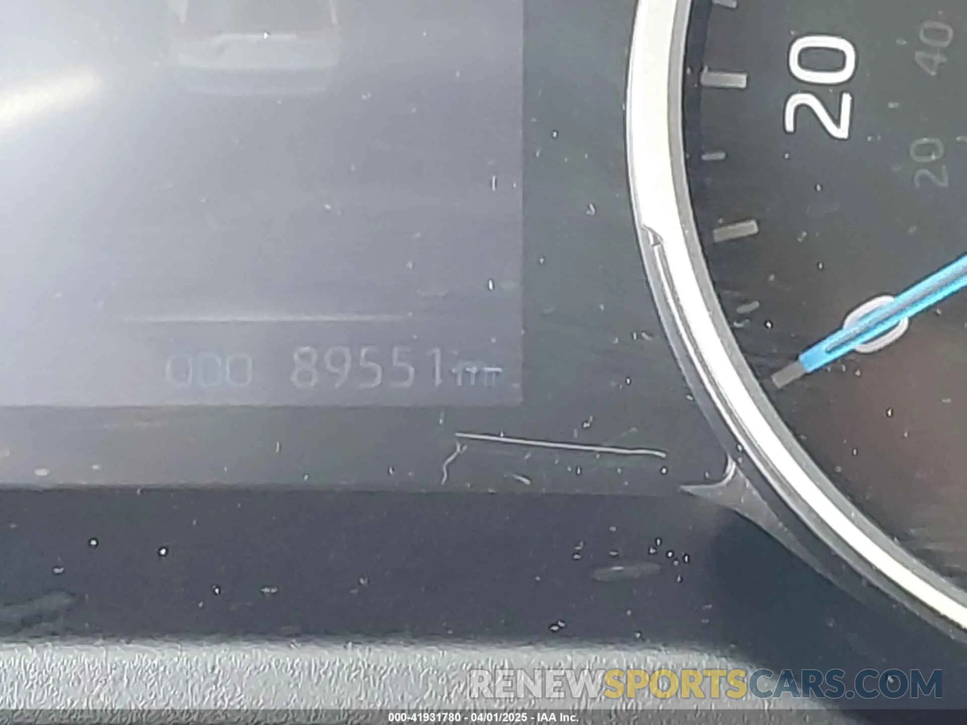 15 fotografías del automóvil dañado 2T3RWRFV4KW005780 TOYOTA RAV4 HYBRID 2019