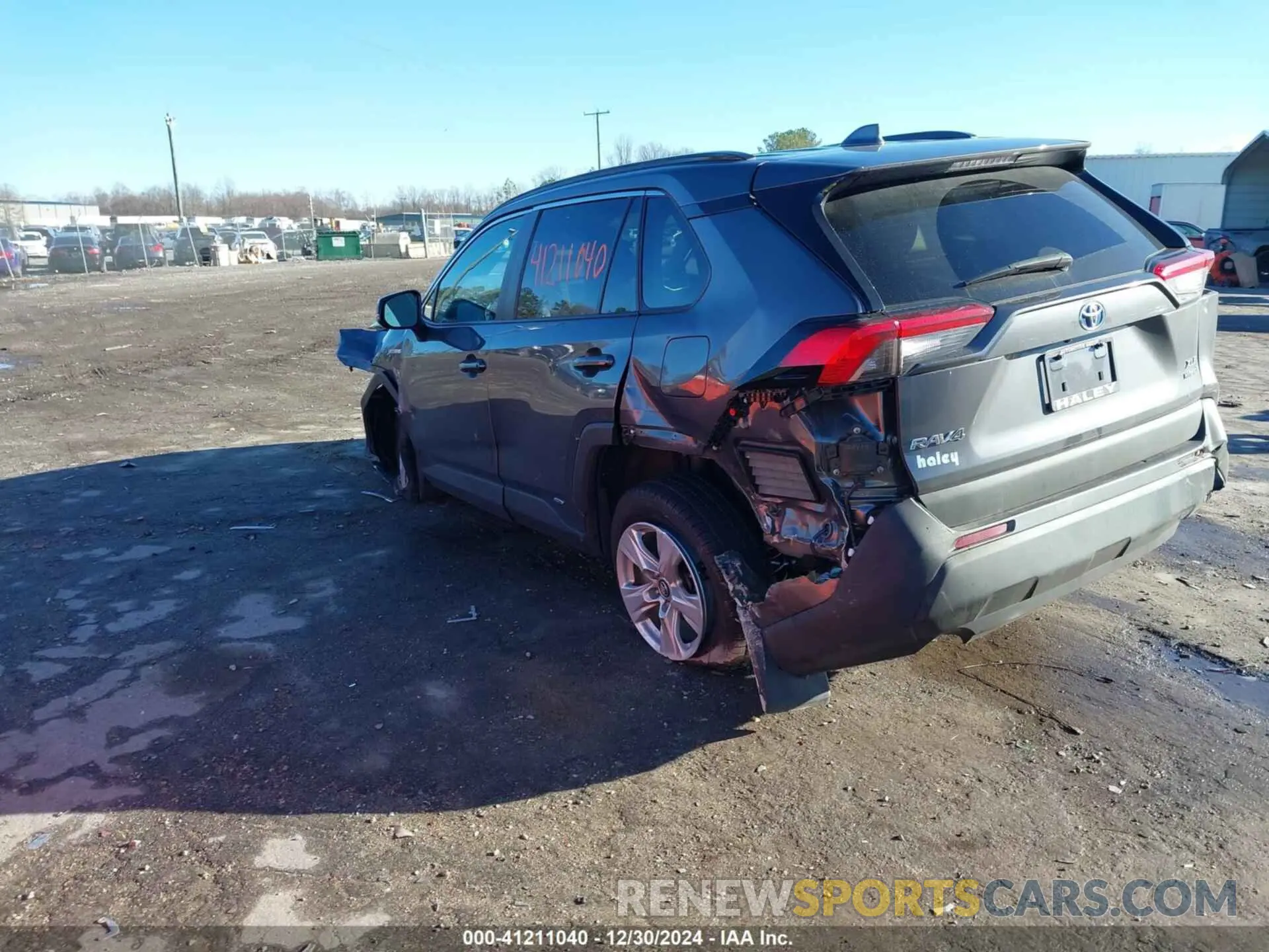 3 fotografías del automóvil dañado 2T3RWRFV8KW028303 TOYOTA RAV4 HYBRID 2019