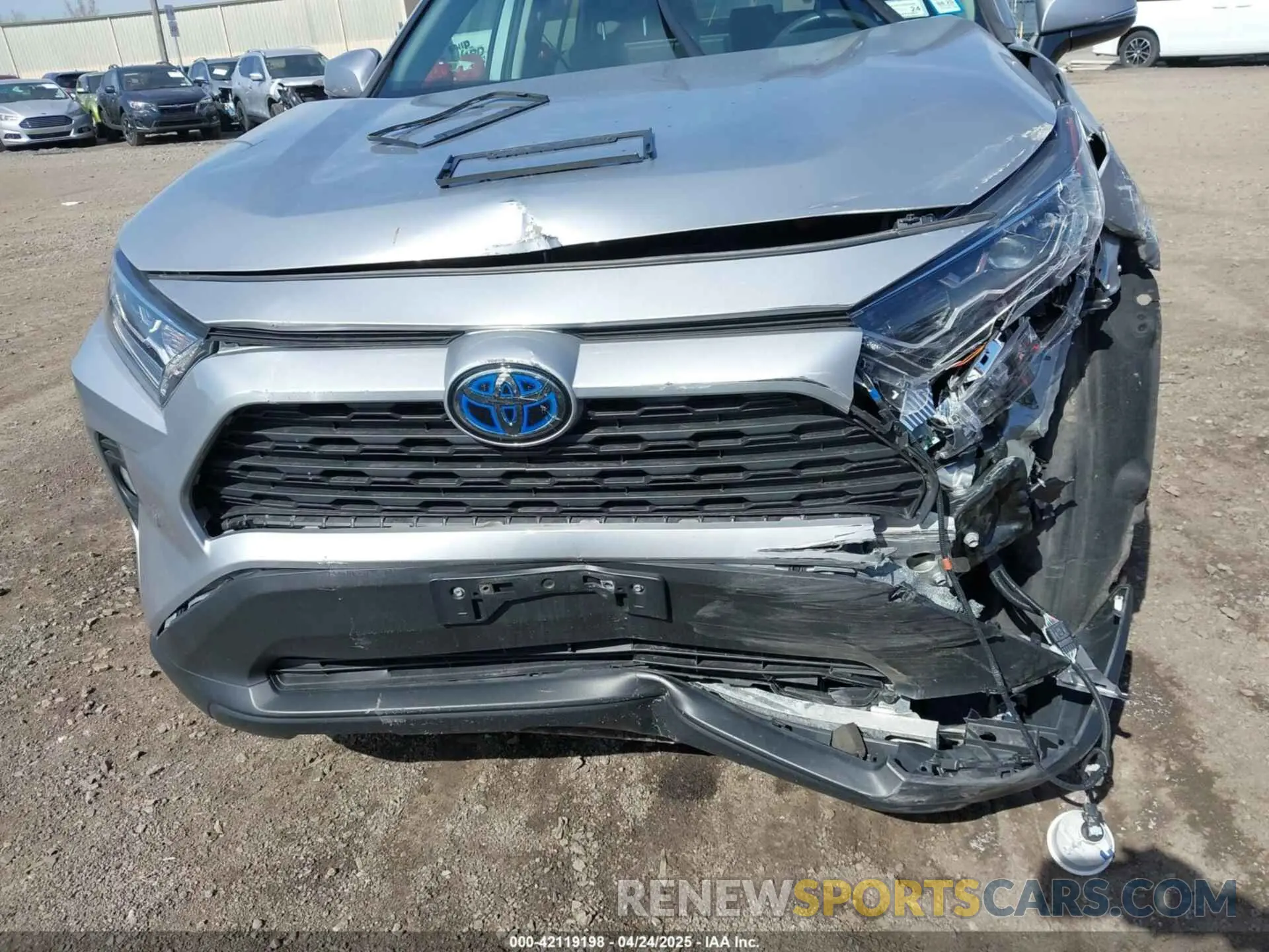 12 fotografías del automóvil dañado 2T3RWRFVXKW025676 TOYOTA RAV4 HYBRID 2019