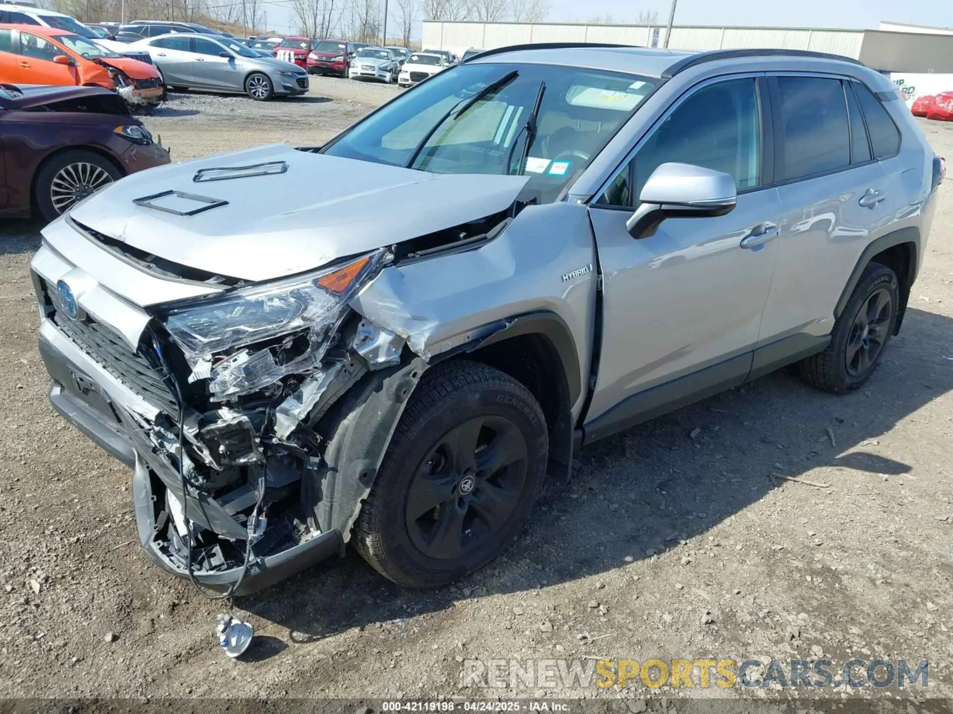 2 fotografías del automóvil dañado 2T3RWRFVXKW025676 TOYOTA RAV4 HYBRID 2019