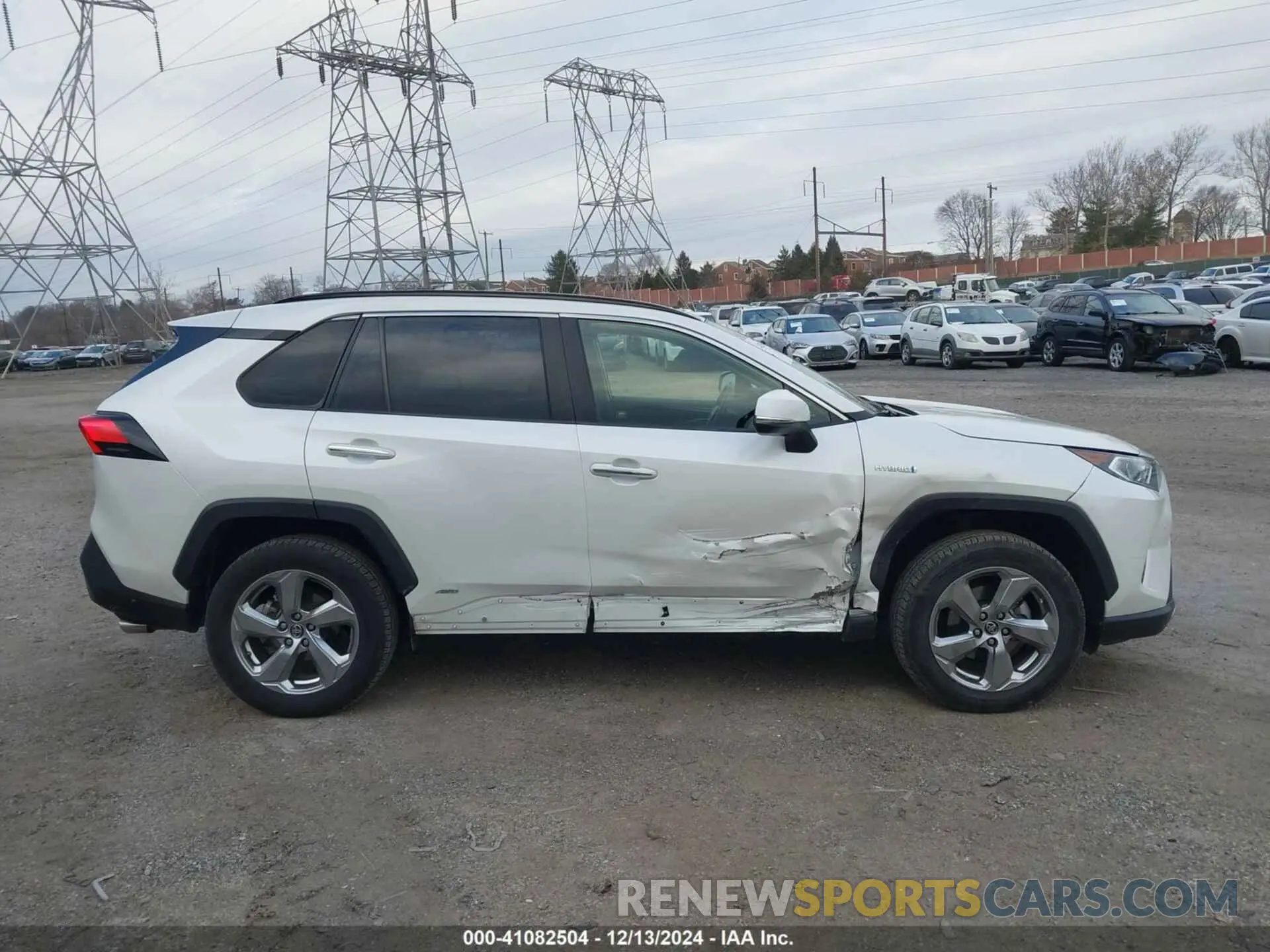 13 fotografías del automóvil dañado JTMDWRFV0KD010997 TOYOTA RAV4 HYBRID 2019