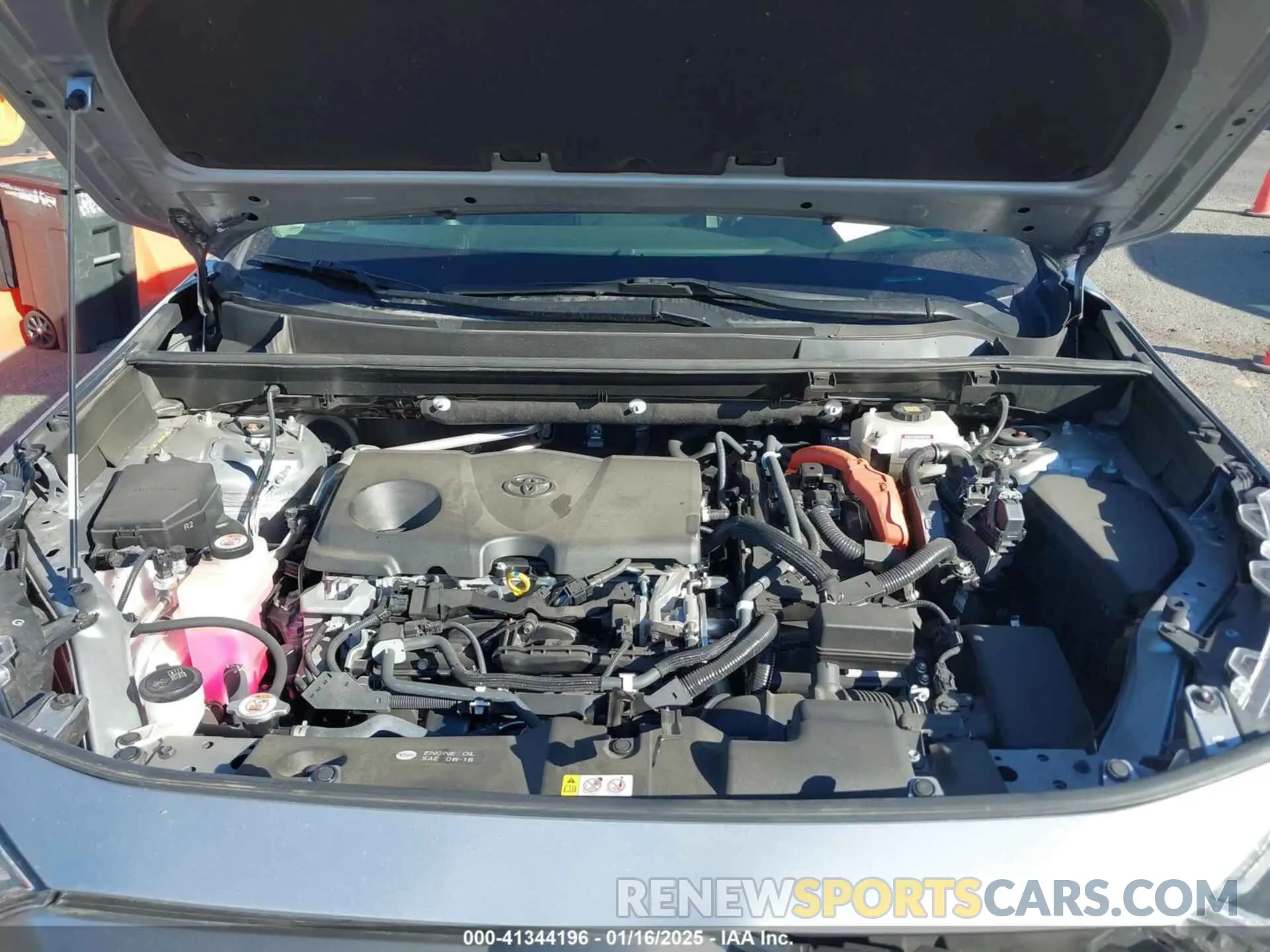 10 fotografías del automóvil dañado JTMDWRFV5KD007139 TOYOTA RAV4 HYBRID 2019