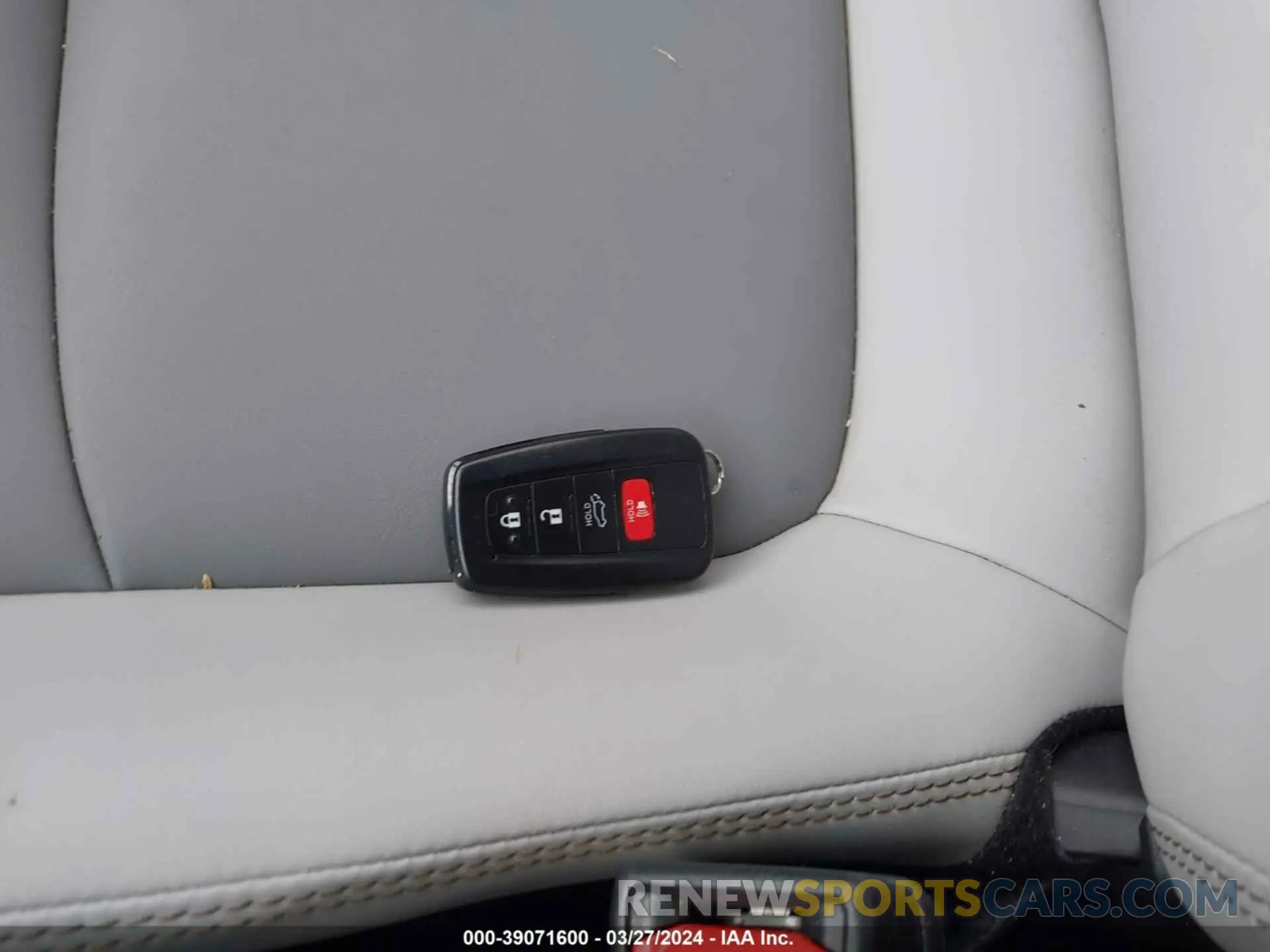 11 fotografías del automóvil dañado JTMDWRFV5KD027651 TOYOTA RAV4 HYBRID 2019