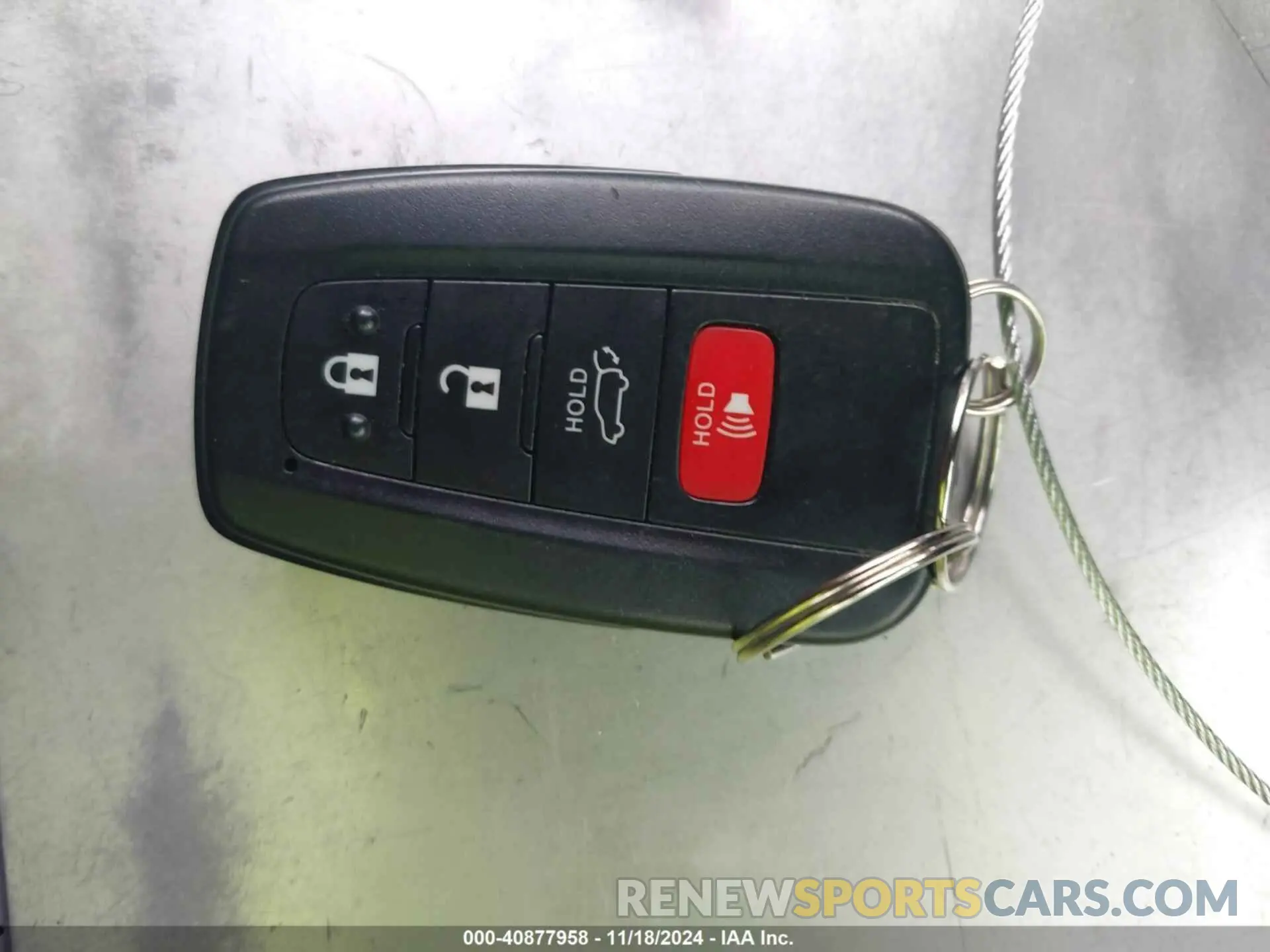 11 fotografías del automóvil dañado JTMDWRFV6KD503812 TOYOTA RAV4 HYBRID 2019