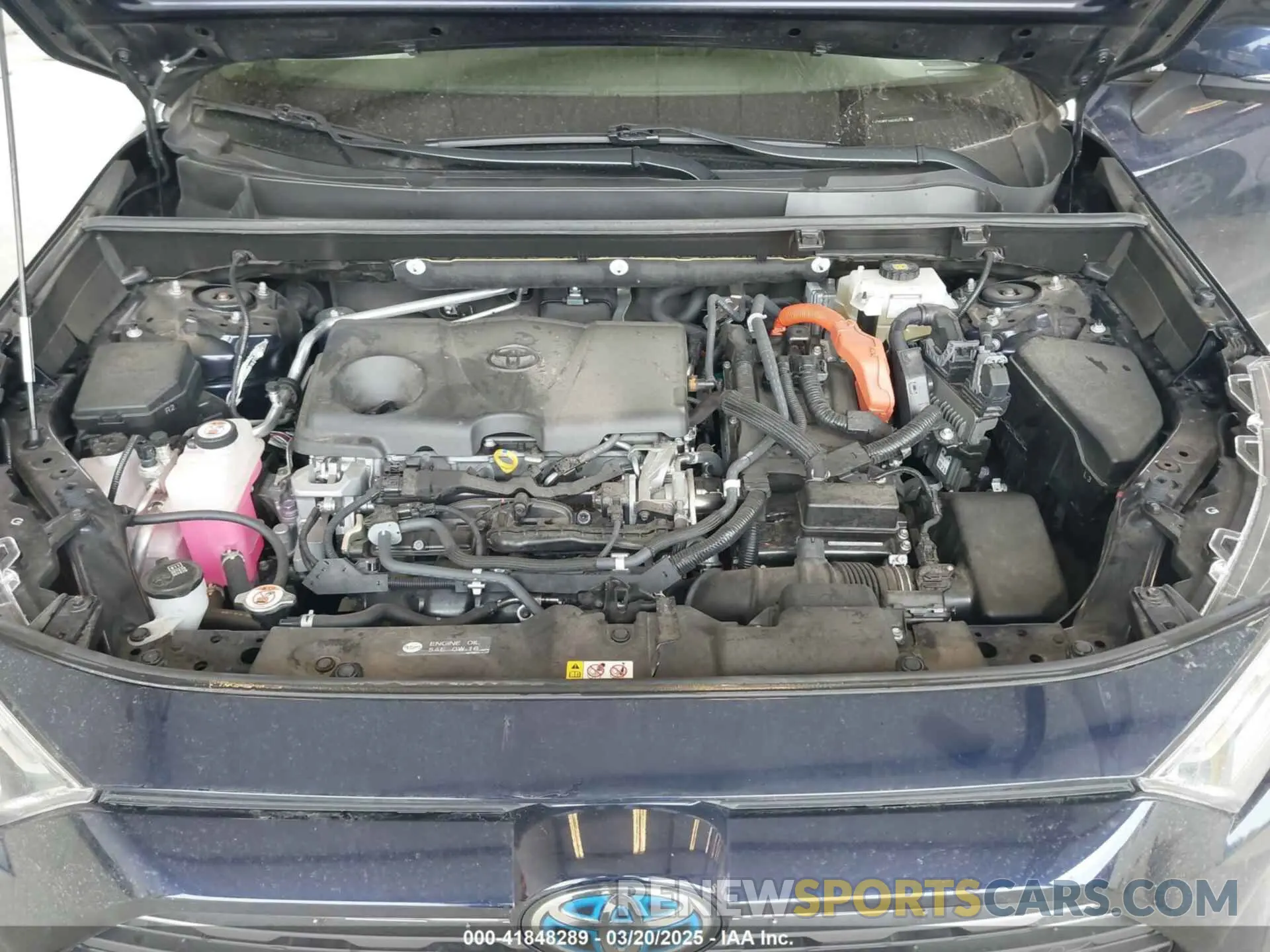10 fotografías del automóvil dañado JTMDWRFV6KD521310 TOYOTA RAV4 HYBRID 2019