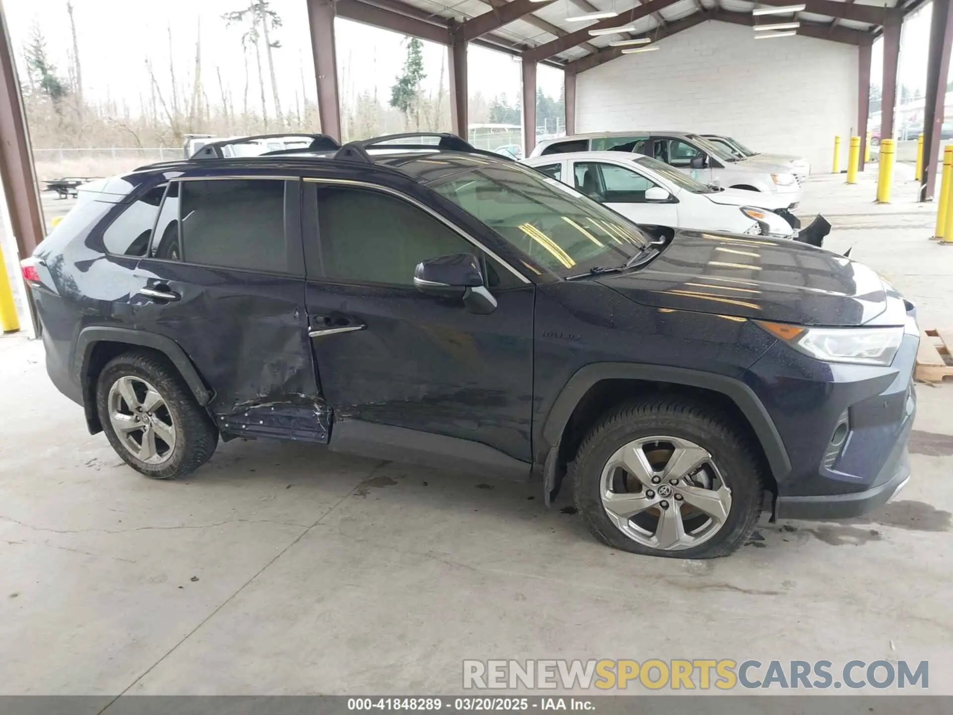 12 fotografías del automóvil dañado JTMDWRFV6KD521310 TOYOTA RAV4 HYBRID 2019