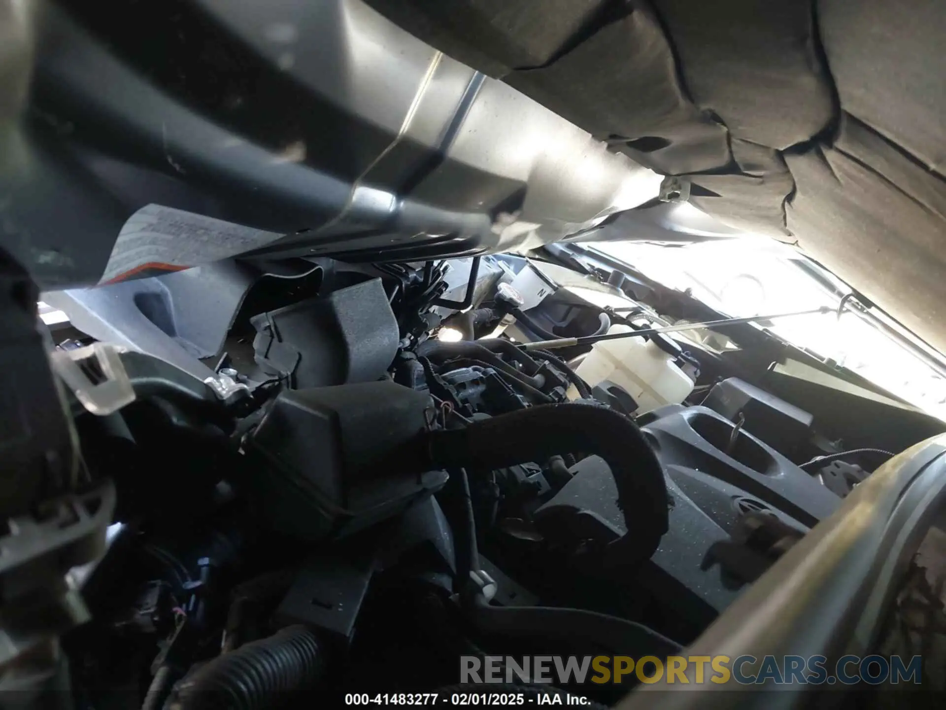 10 fotografías del automóvil dañado JTMDWRFV9KD503092 TOYOTA RAV4 HYBRID 2019