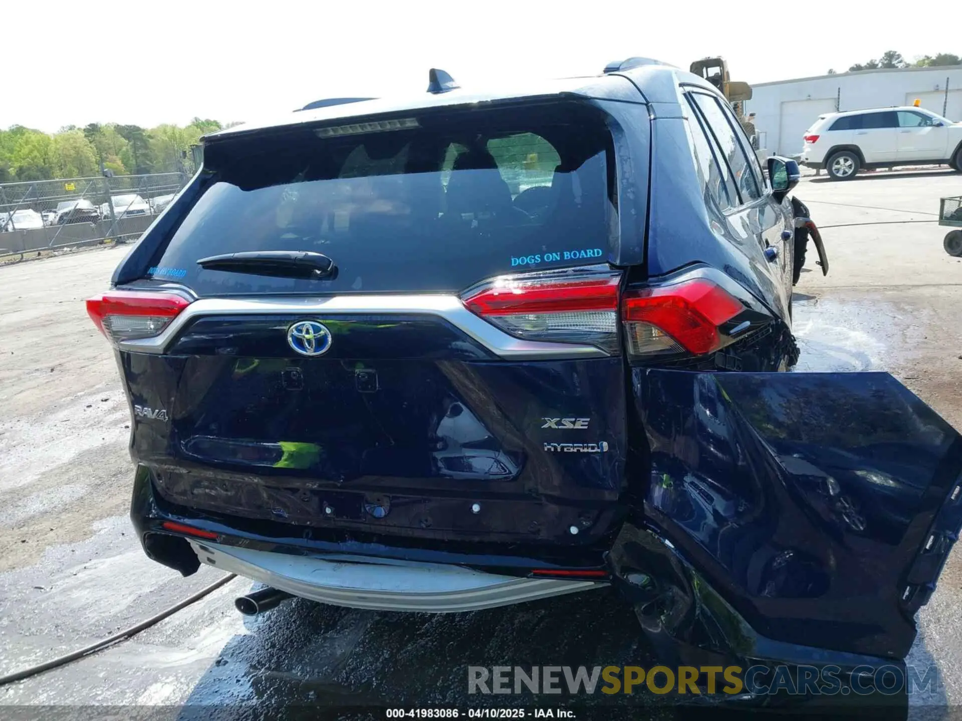 16 fotografías del automóvil dañado JTMEWRFV1KJ017043 TOYOTA RAV4 HYBRID 2019