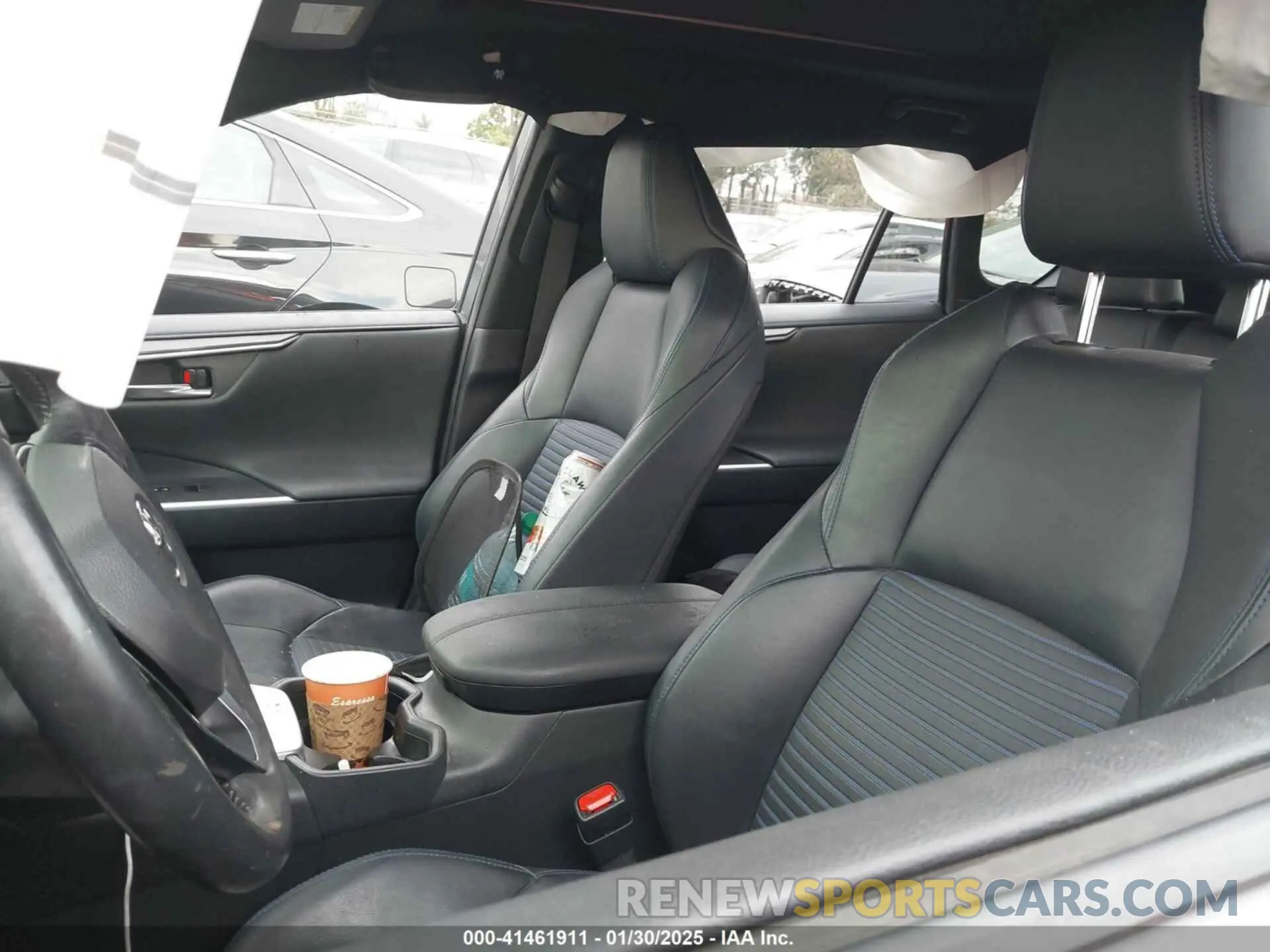 21 fotografías del automóvil dañado JTMEWRFV1KJ023537 TOYOTA RAV4 HYBRID 2019