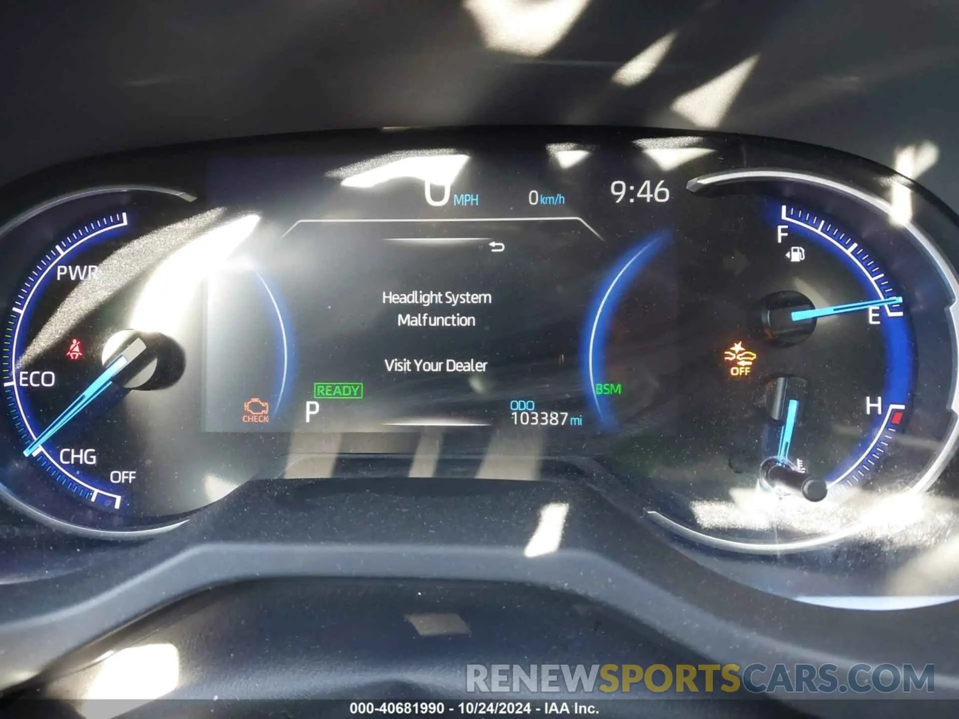 7 fotografías del automóvil dañado JTMEWRFV2KJ002390 TOYOTA RAV4 HYBRID 2019