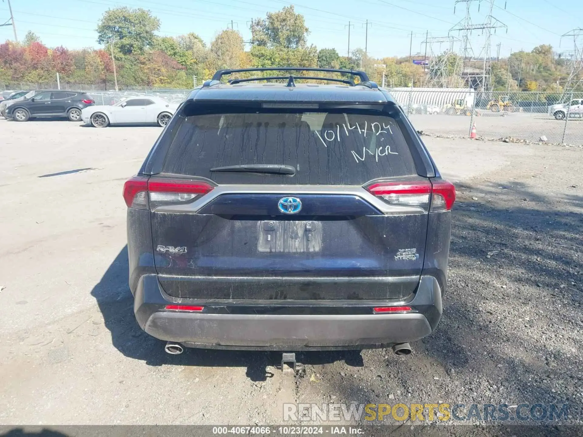 15 fotografías del automóvil dañado JTMEWRFV3KD509989 TOYOTA RAV4 HYBRID 2019
