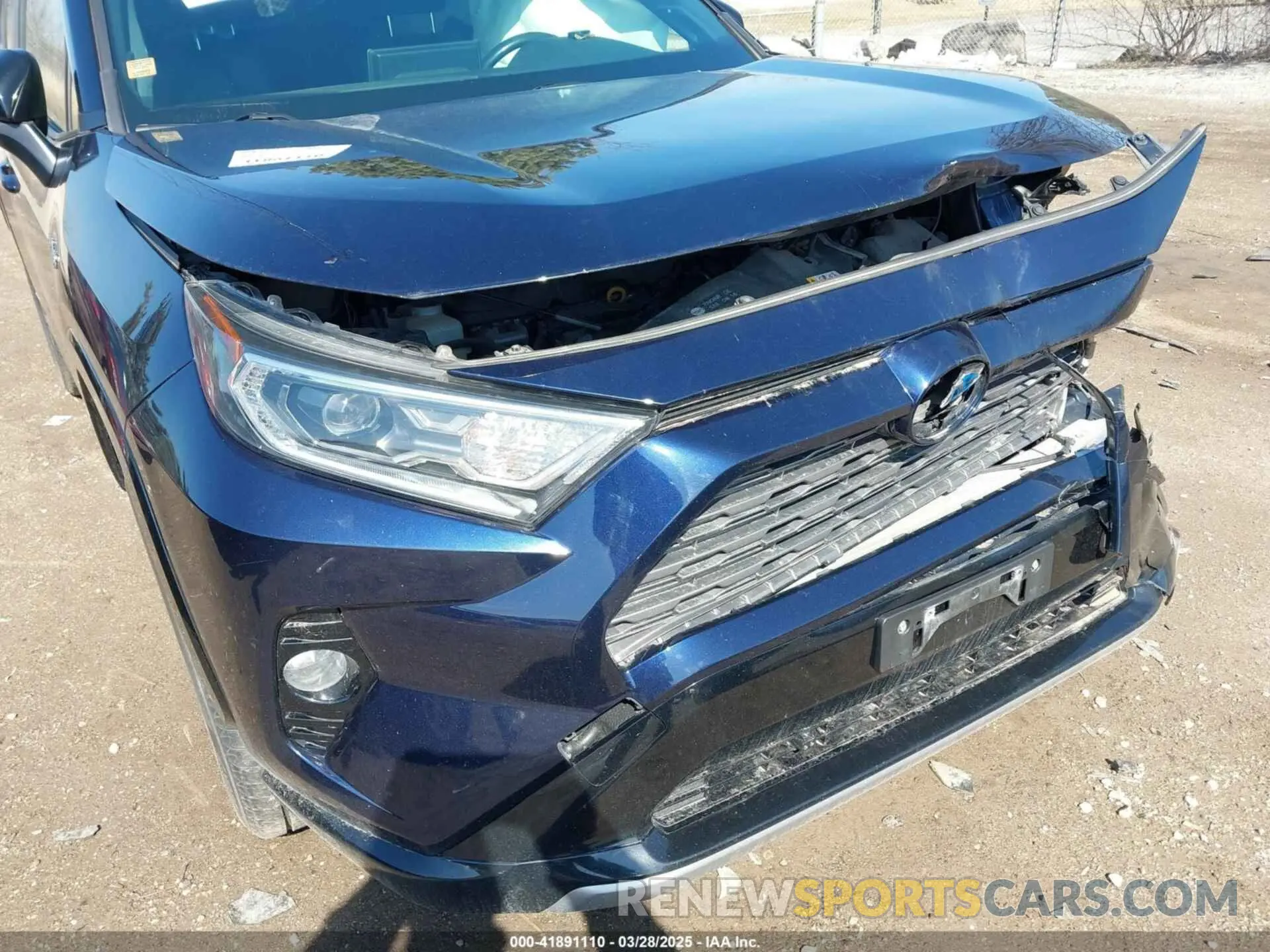 18 fotografías del automóvil dañado JTMEWRFV4KD508494 TOYOTA RAV4 HYBRID 2019