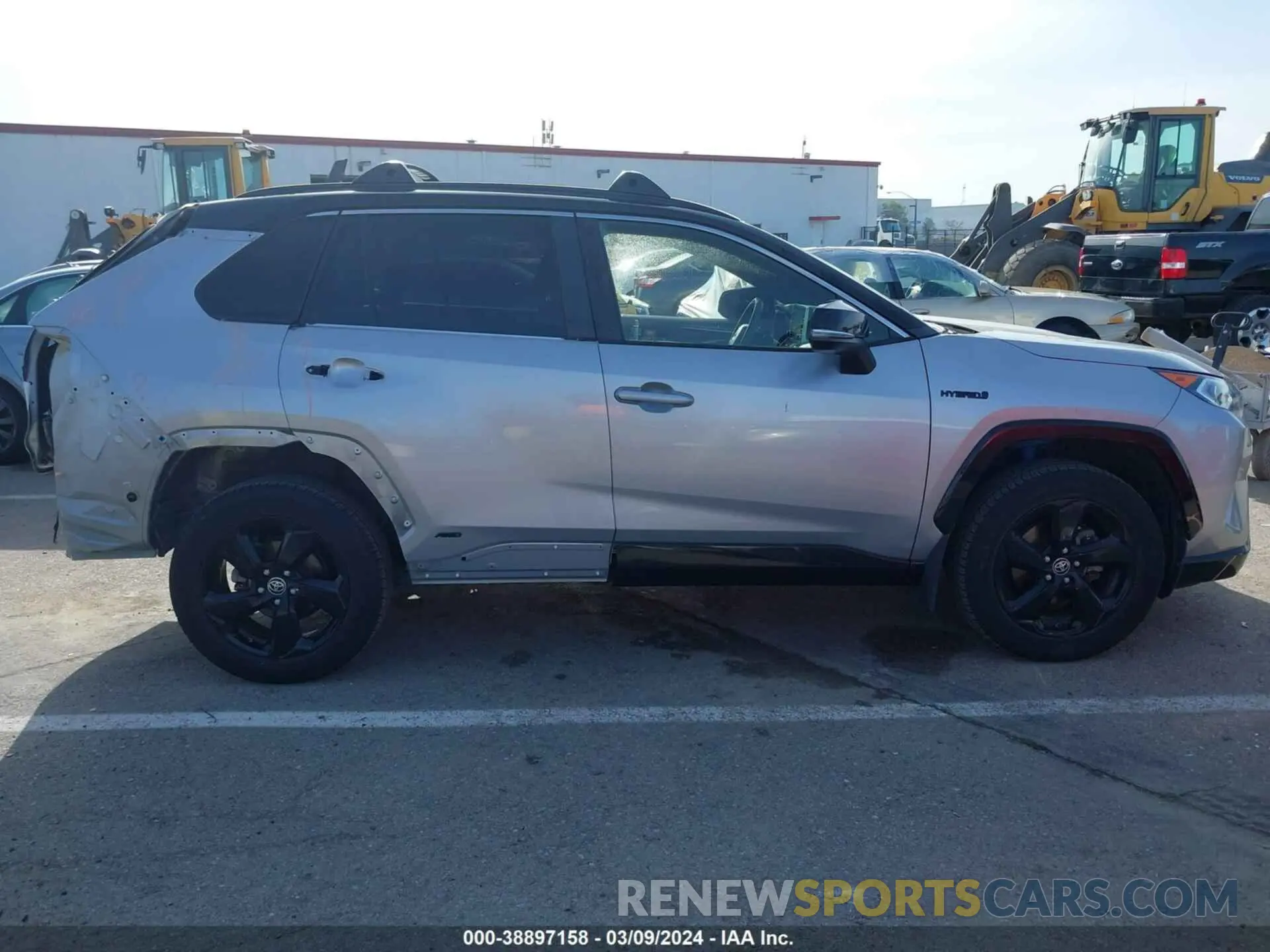 14 fotografías del automóvil dañado JTMEWRFV5KJ026912 TOYOTA RAV4 HYBRID 2019