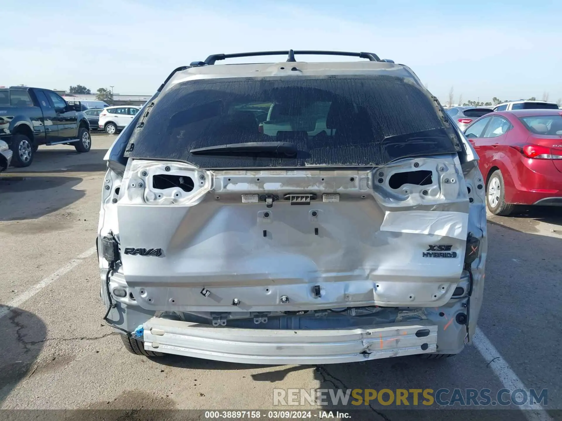 6 fotografías del automóvil dañado JTMEWRFV5KJ026912 TOYOTA RAV4 HYBRID 2019