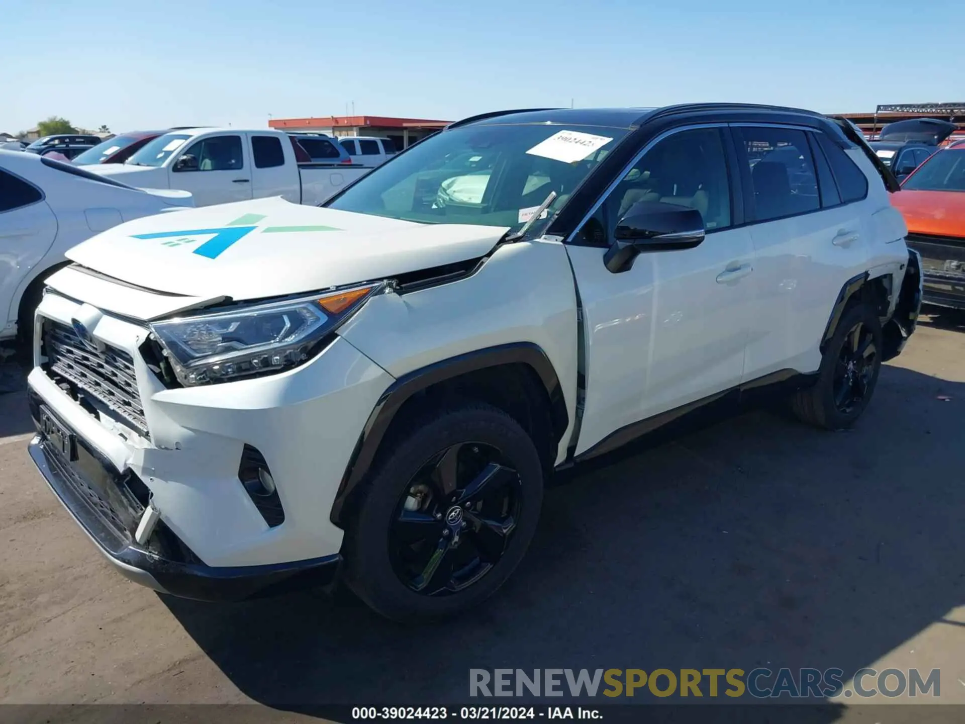 2 fotografías del automóvil dañado JTMEWRFV7KD506285 TOYOTA RAV4 HYBRID 2019