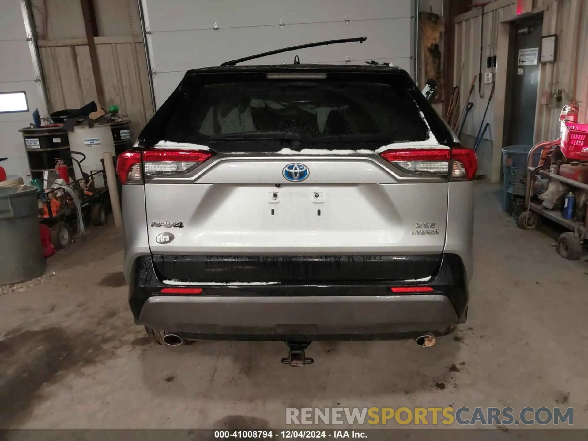 17 fotografías del automóvil dañado JTMEWRFV8KJ007299 TOYOTA RAV4 HYBRID 2019
