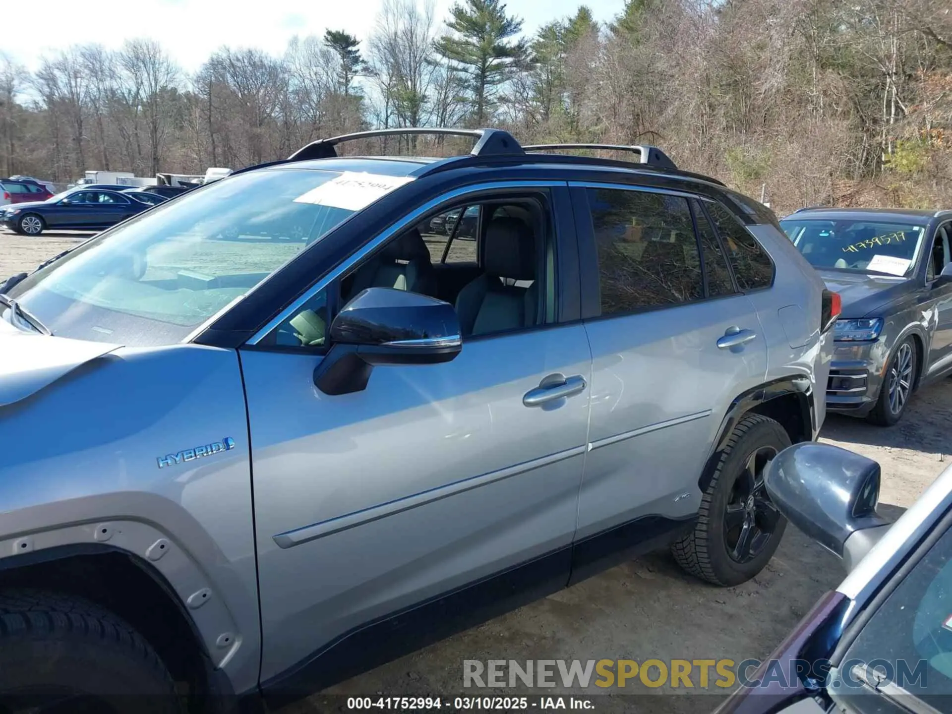 15 fotografías del automóvil dañado JTMEWRFV8KJ018352 TOYOTA RAV4 HYBRID 2019