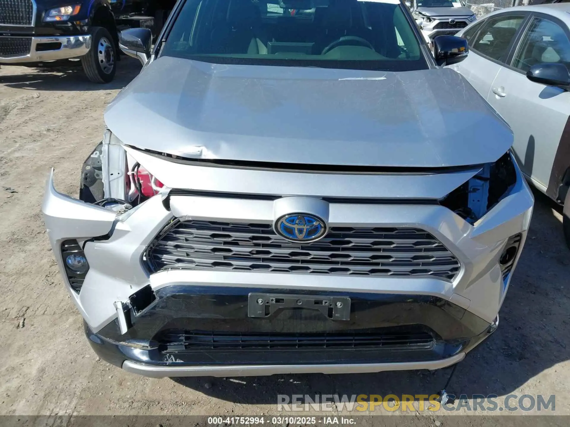 6 fotografías del automóvil dañado JTMEWRFV8KJ018352 TOYOTA RAV4 HYBRID 2019