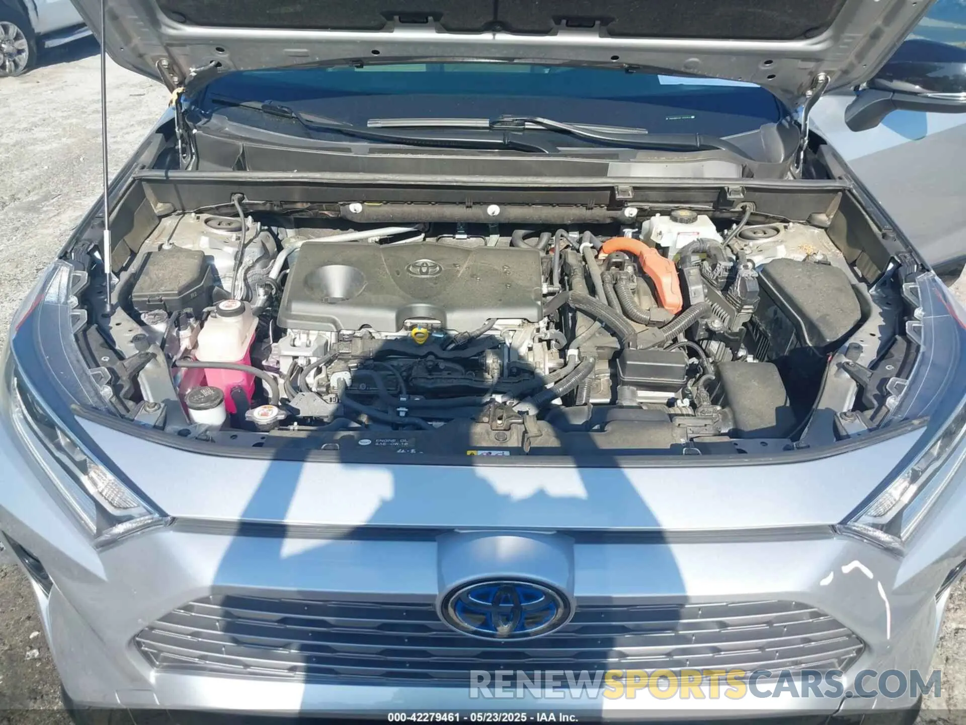 10 fotografías del automóvil dañado JTMEWRFV9KJ006324 TOYOTA RAV4 HYBRID 2019