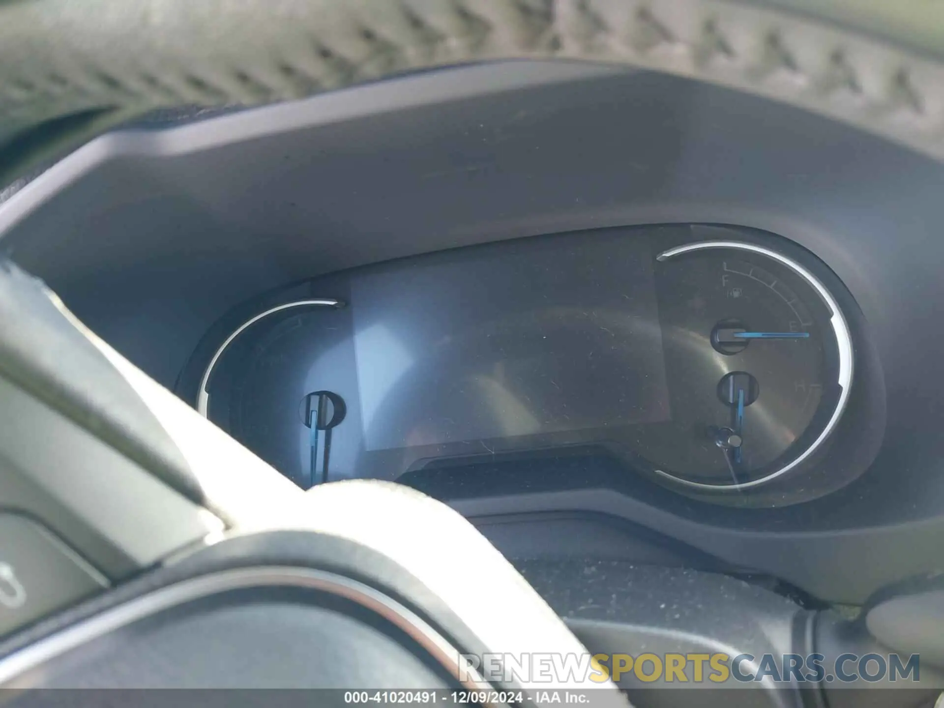 15 fotografías del automóvil dañado JTMEWRFVXKD505289 TOYOTA RAV4 HYBRID 2019