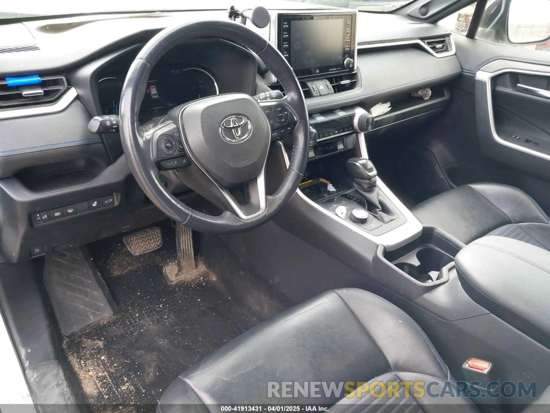 18 fotografías del automóvil dañado JTMEWRFVXKD511853 TOYOTA RAV4 HYBRID 2019