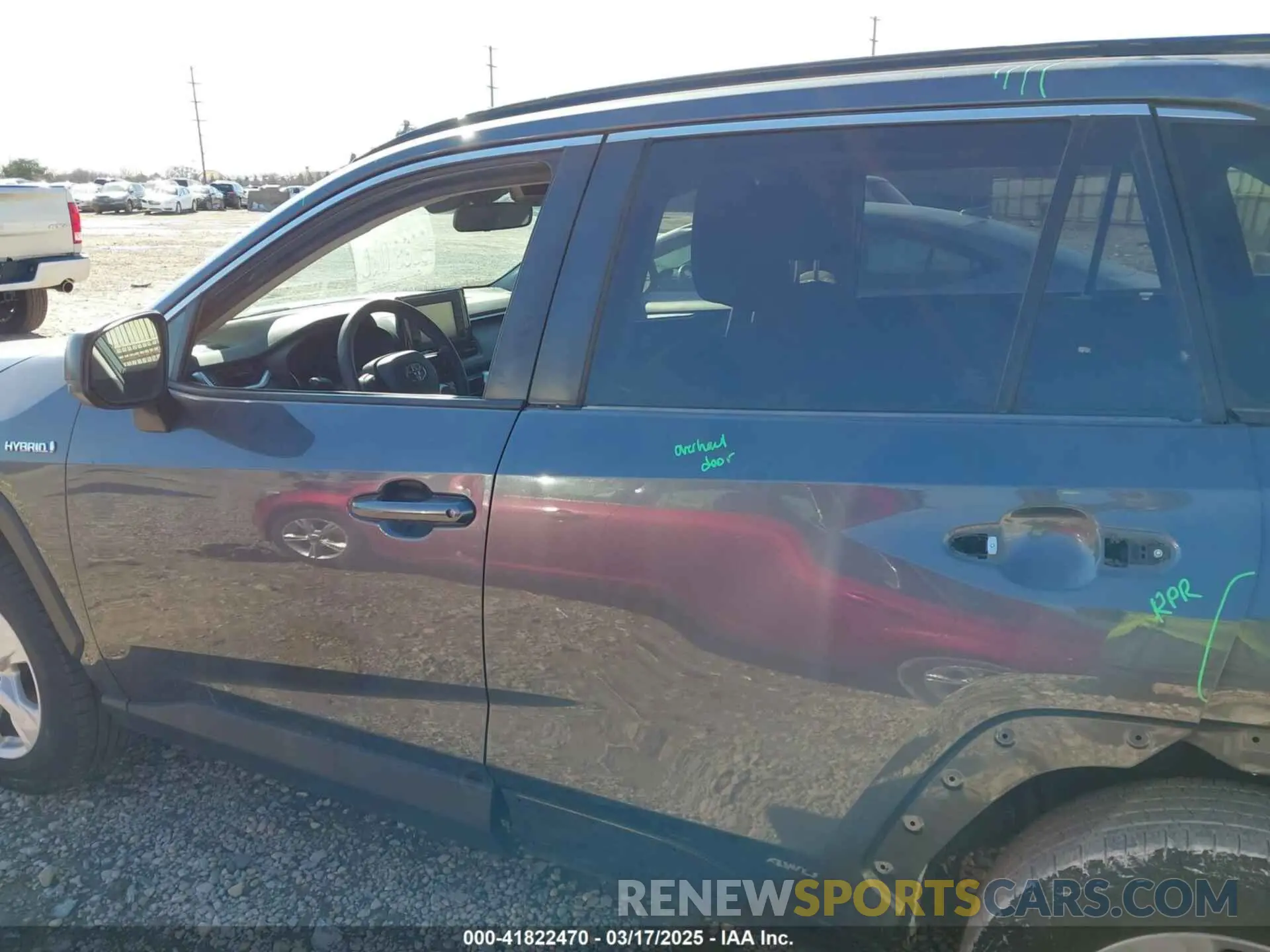 15 fotografías del automóvil dañado JTMLWRFV0KD027472 TOYOTA RAV4 HYBRID 2019