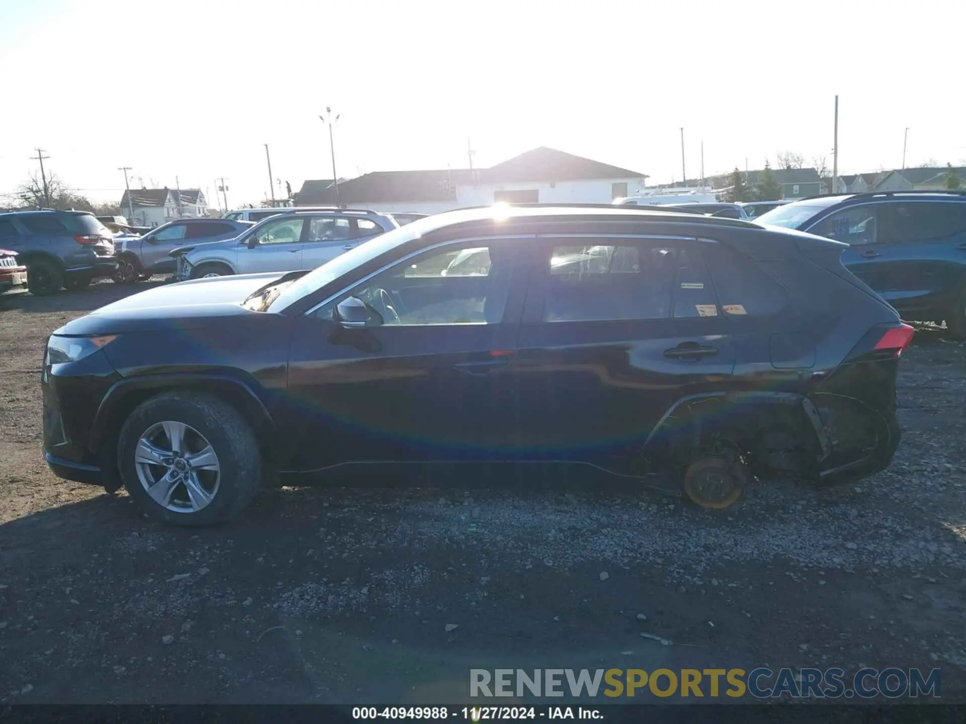 14 fotografías del automóvil dañado JTMMWRFV0KD016606 TOYOTA RAV4 HYBRID 2019
