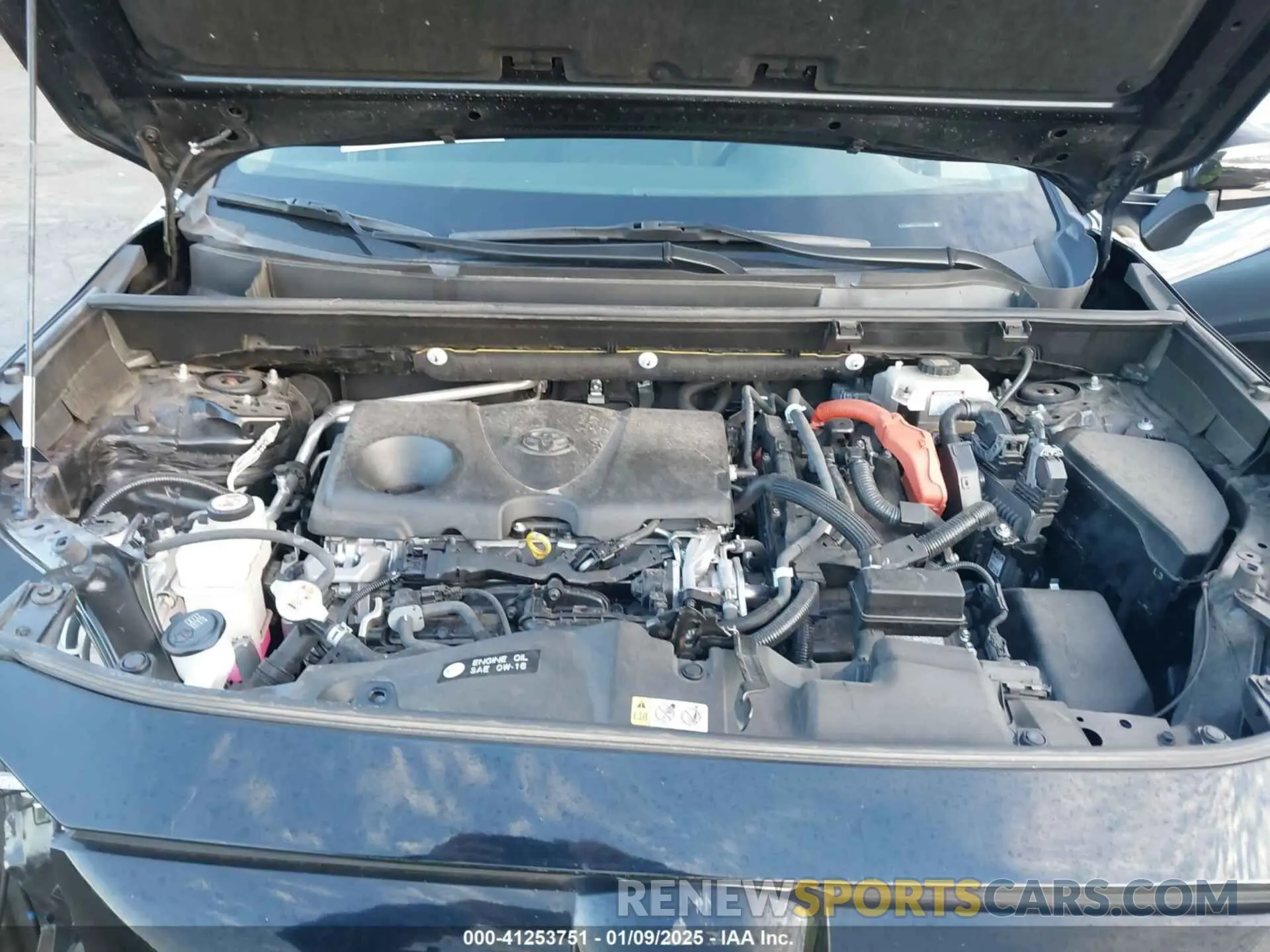 10 fotografías del automóvil dañado JTMMWRFV1KD502423 TOYOTA RAV4 HYBRID 2019