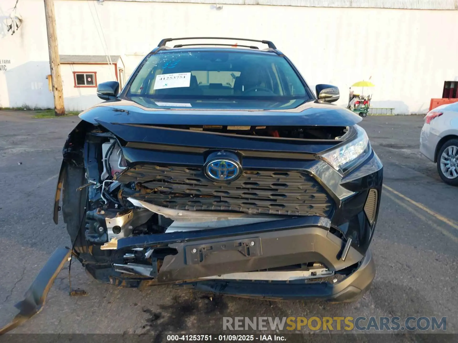 11 fotografías del automóvil dañado JTMMWRFV1KD502423 TOYOTA RAV4 HYBRID 2019