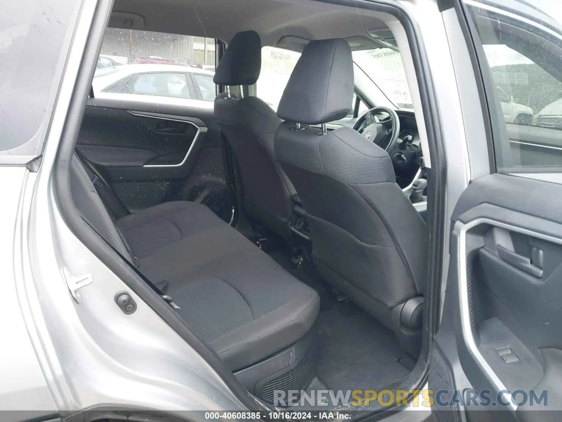 8 fotografías del automóvil dañado JTMMWRFV5KD035085 TOYOTA RAV4 HYBRID 2019