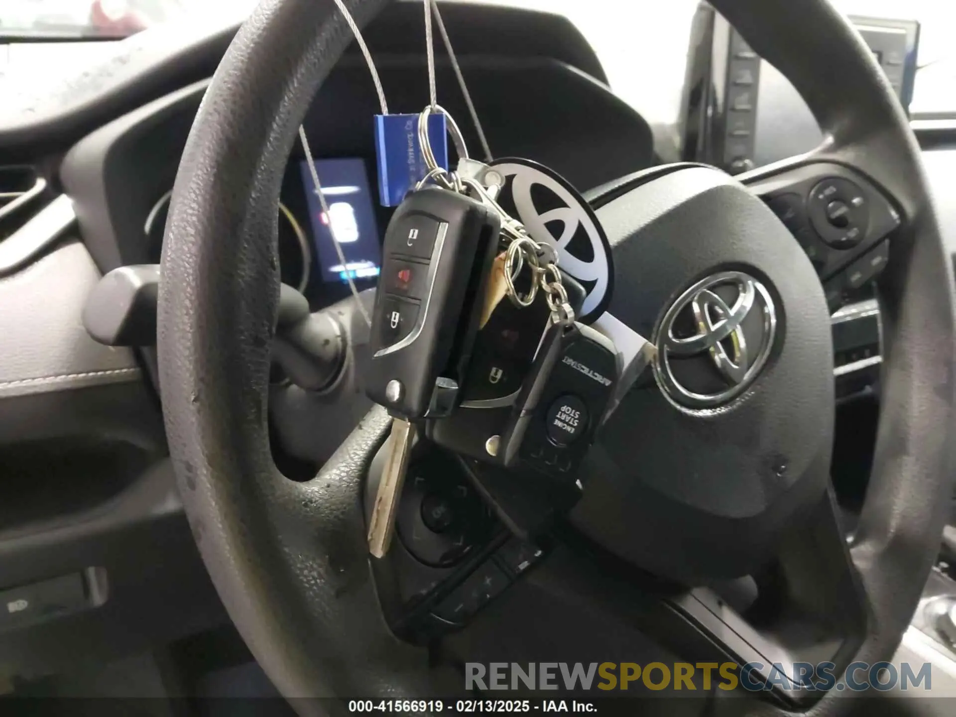 11 fotografías del automóvil dañado JTMMWRFV8KD008298 TOYOTA RAV4 HYBRID 2019