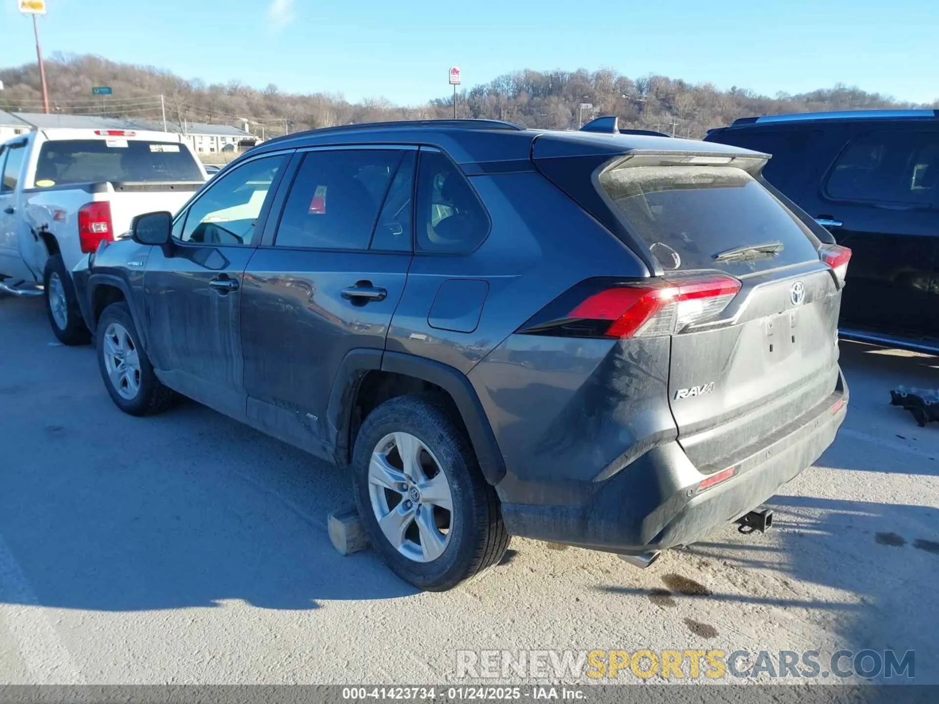 3 fotografías del automóvil dañado JTMMWRFV9KD009024 TOYOTA RAV4 HYBRID 2019