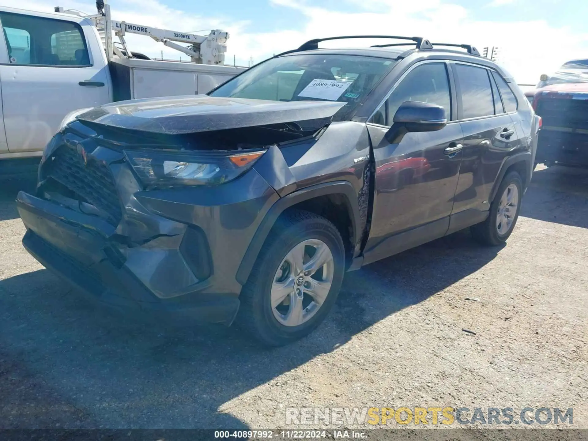 2 fotografías del automóvil dañado JTMMWRFVXKD003376 TOYOTA RAV4 HYBRID 2019