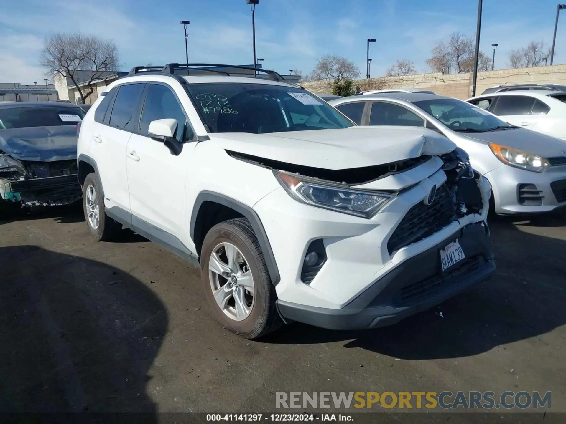 1 fotografías del automóvil dañado JTMRWRFV0KD017986 TOYOTA RAV4 HYBRID 2019