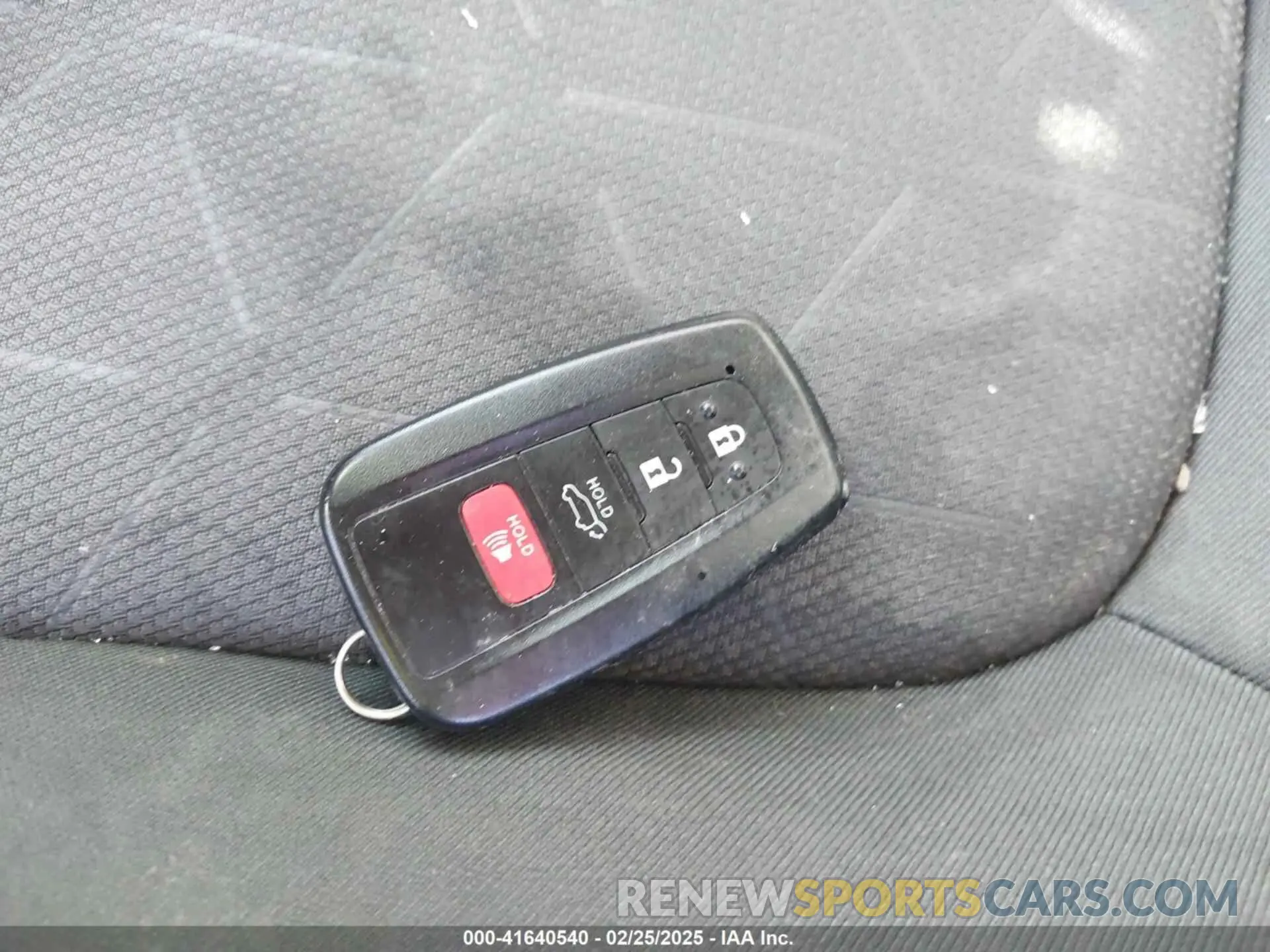 11 fotografías del automóvil dañado JTMRWRFV0KD033153 TOYOTA RAV4 HYBRID 2019
