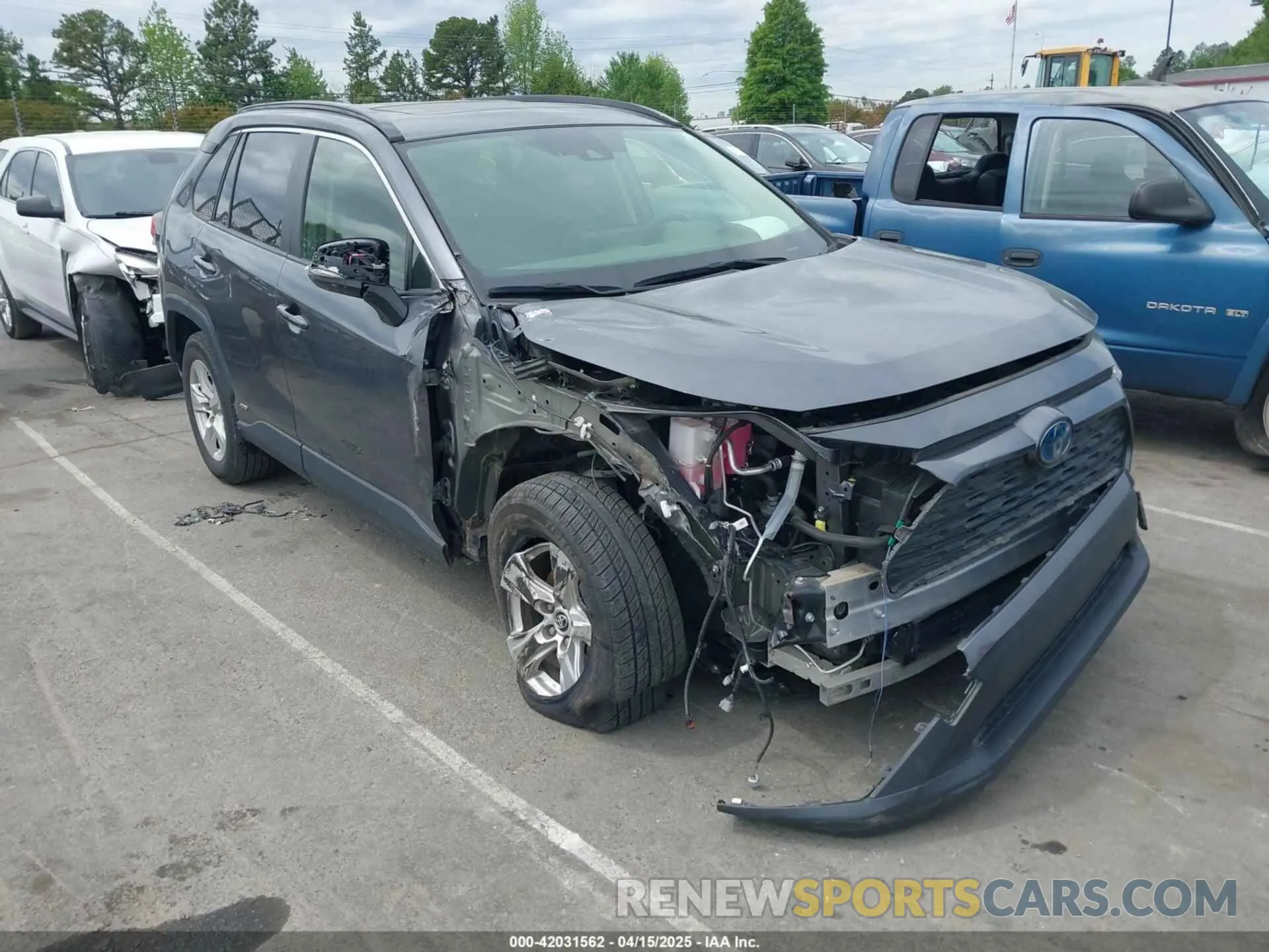 1 fotografías del automóvil dañado JTMRWRFV0KD505268 TOYOTA RAV4 HYBRID 2019