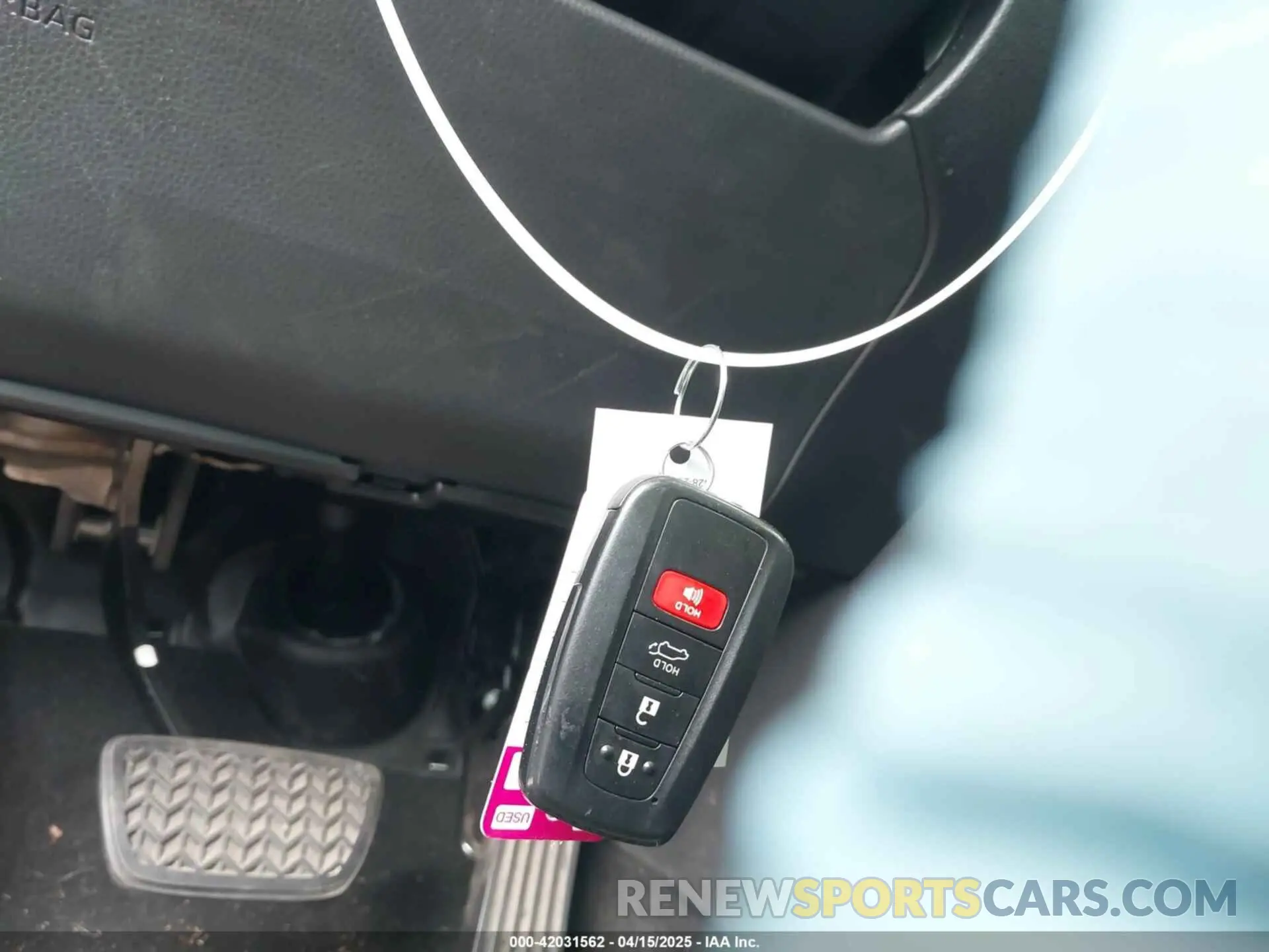 11 fotografías del automóvil dañado JTMRWRFV0KD505268 TOYOTA RAV4 HYBRID 2019