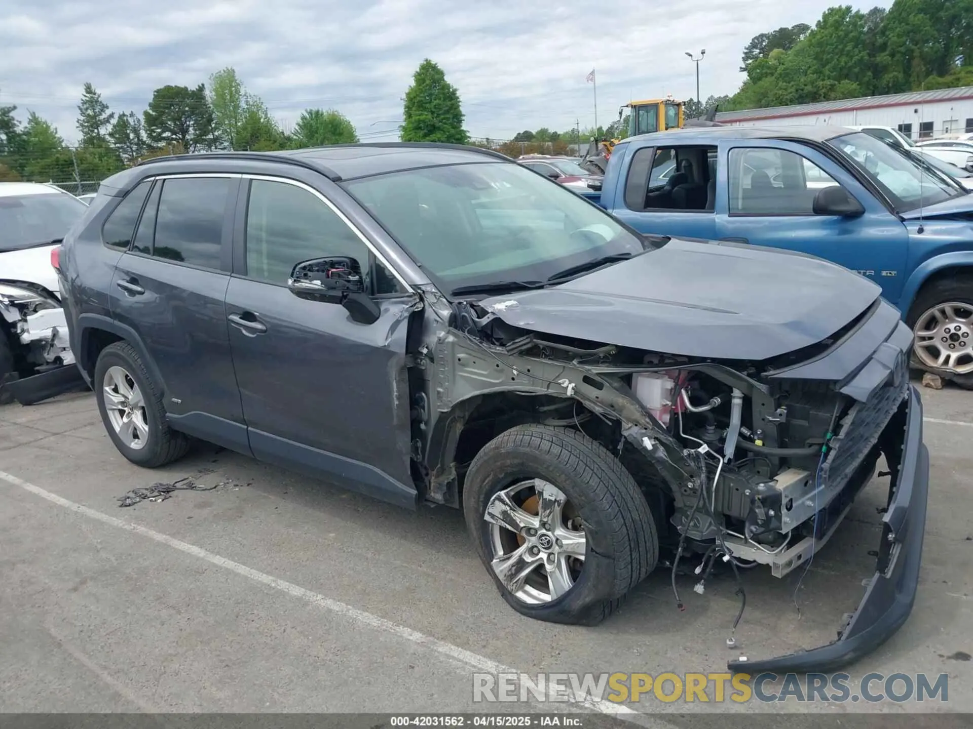 13 fotografías del automóvil dañado JTMRWRFV0KD505268 TOYOTA RAV4 HYBRID 2019