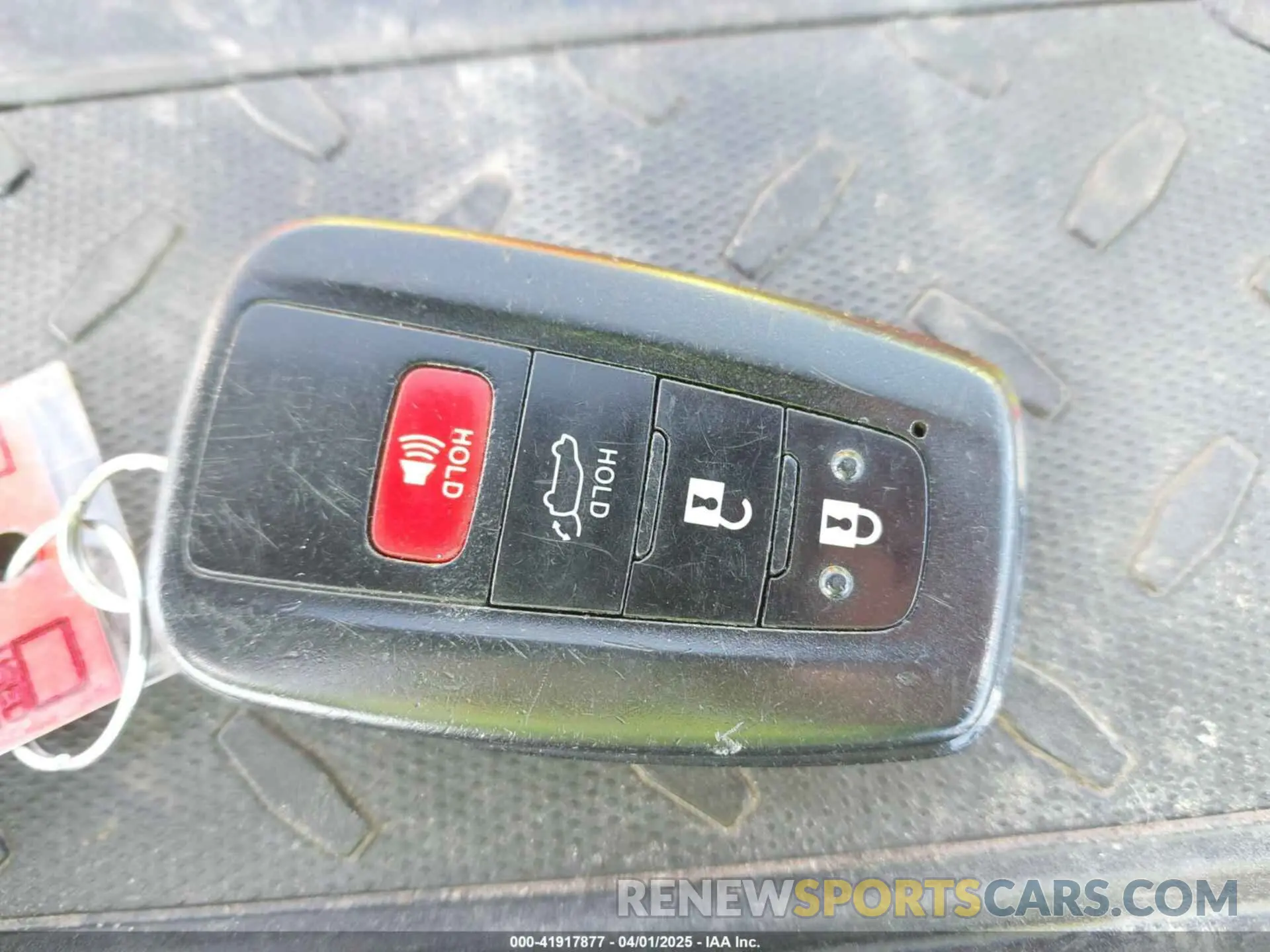 11 fotografías del automóvil dañado JTMRWRFV1KD009105 TOYOTA RAV4 HYBRID 2019