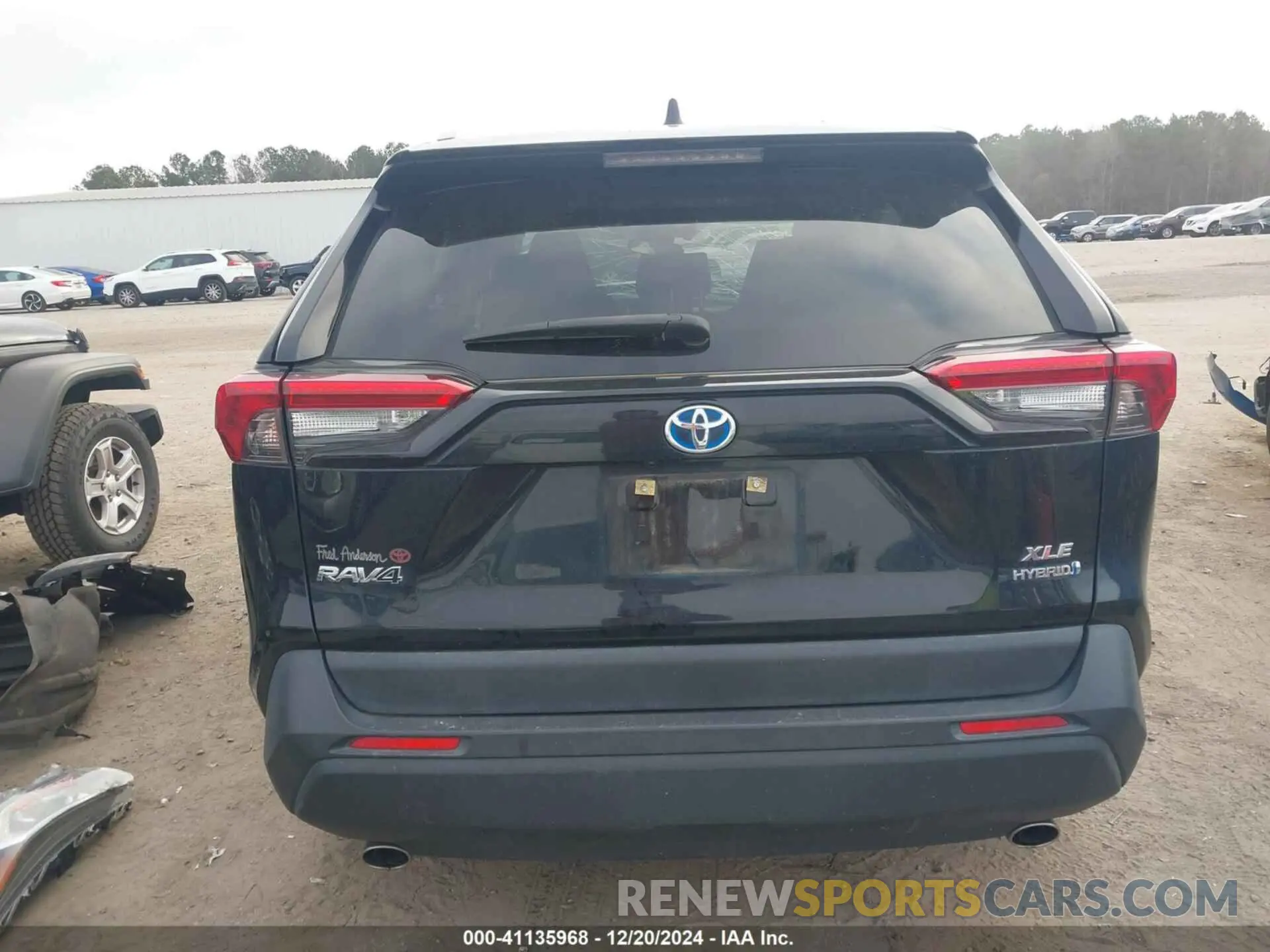 17 fotografías del automóvil dañado JTMRWRFV4KD017909 TOYOTA RAV4 HYBRID 2019