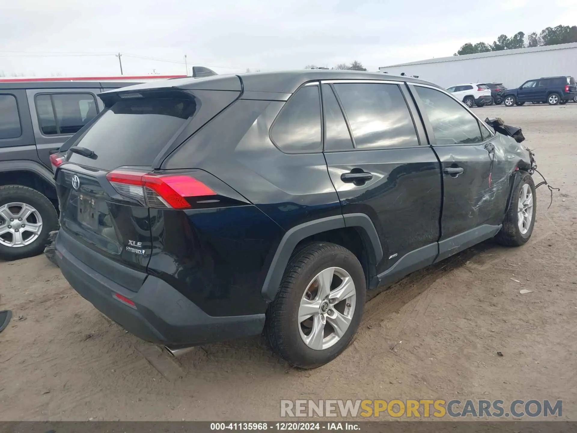4 fotografías del automóvil dañado JTMRWRFV4KD017909 TOYOTA RAV4 HYBRID 2019
