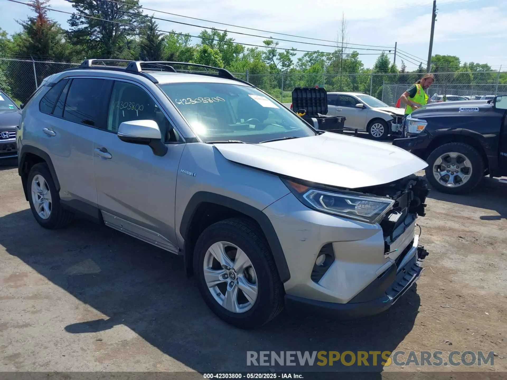 1 fotografías del automóvil dañado JTMRWRFV4KD023659 TOYOTA RAV4 HYBRID 2019
