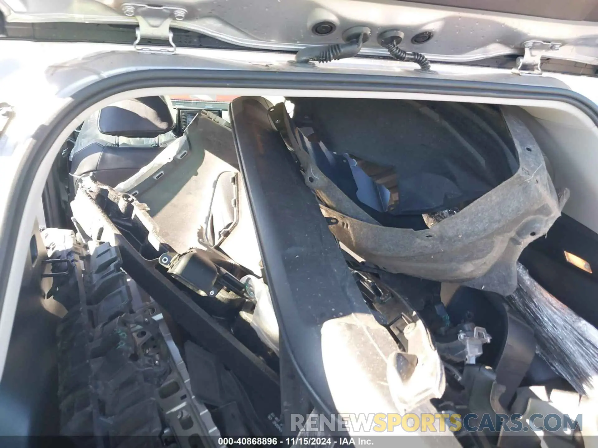 18 fotografías del automóvil dañado JTMRWRFV8KD034079 TOYOTA RAV4 HYBRID 2019